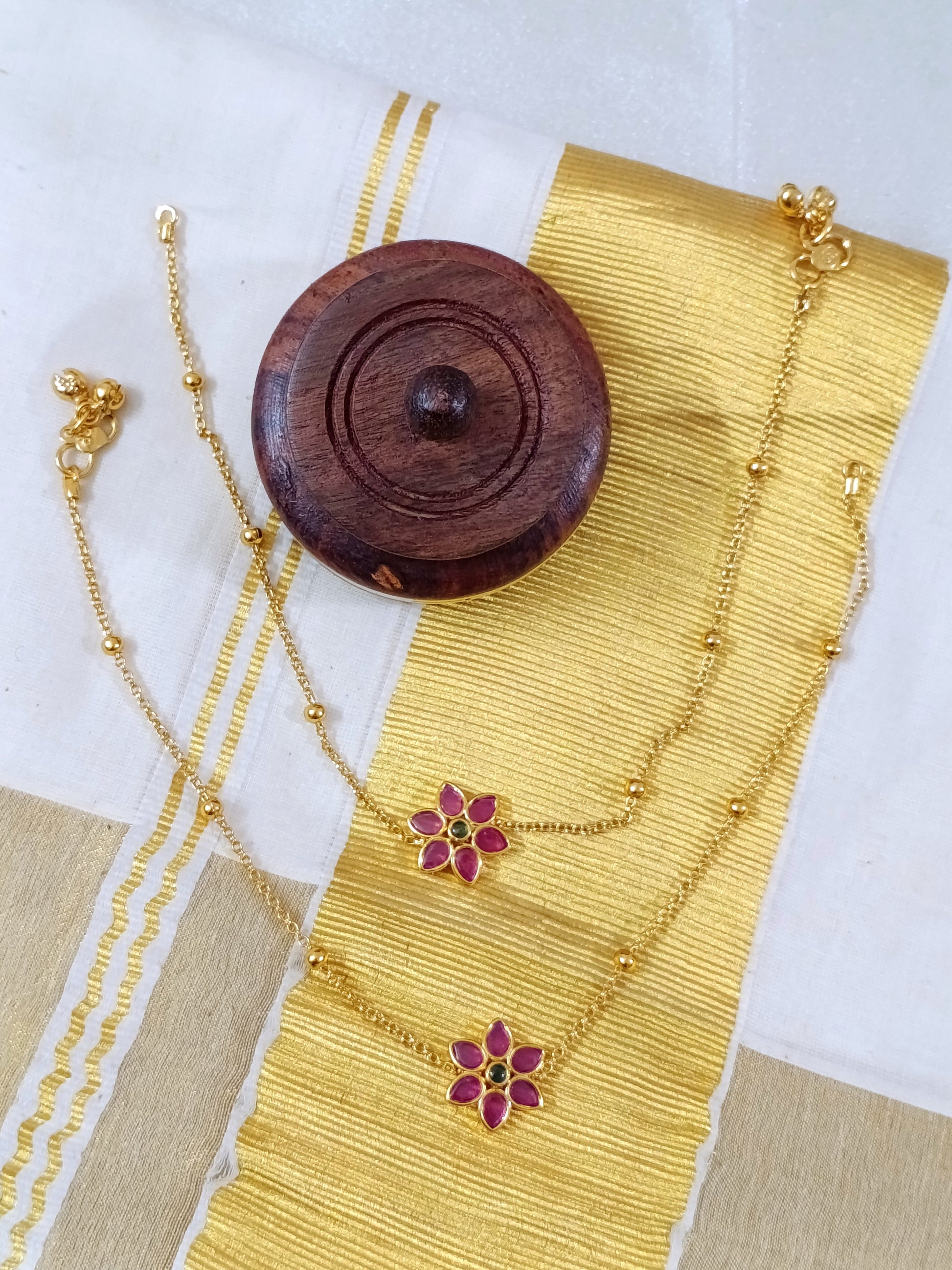 Kemp Floral Anklet