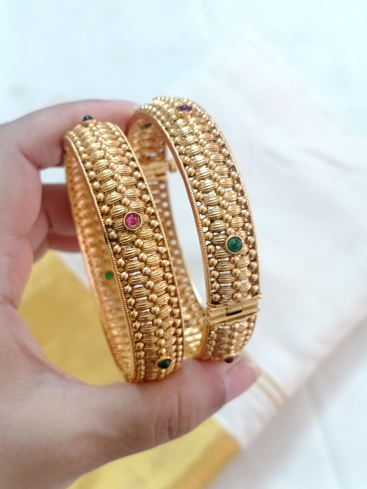 Matte Screw Bangle of 2