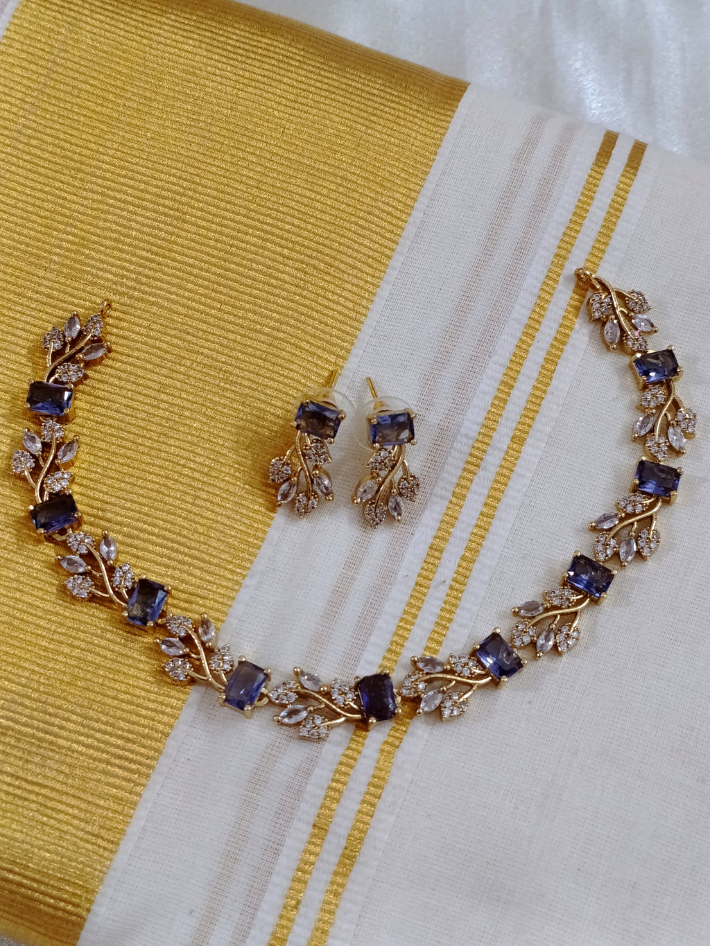 AD Necklace Set V190