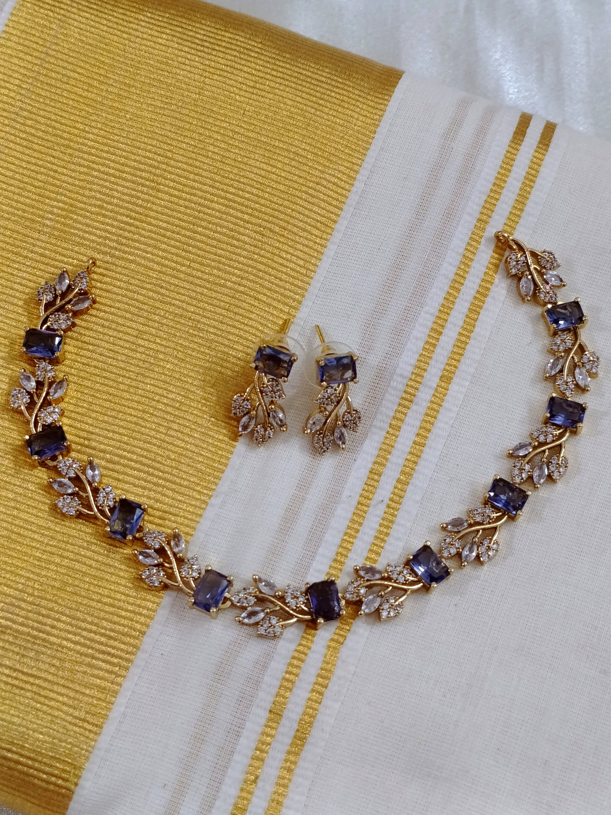 AD Necklace Set V190