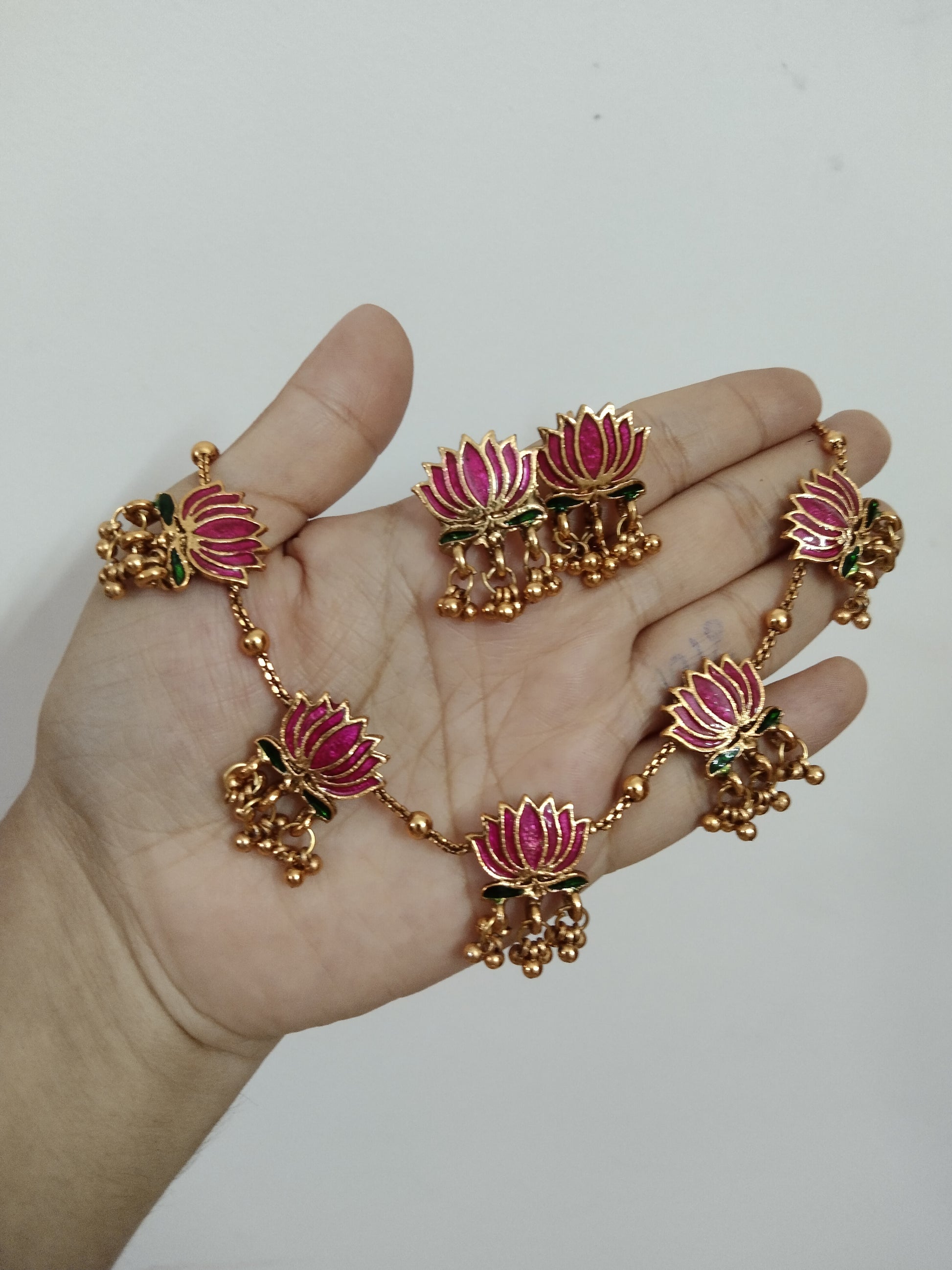 Lotus with Golden Beads V2