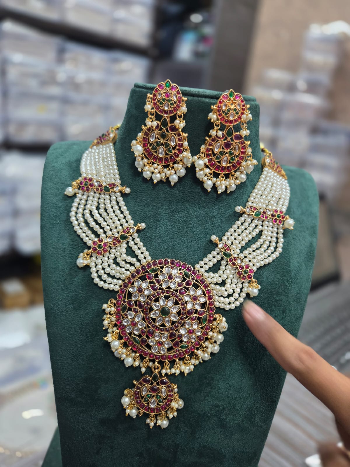 White Pearl Multi Layer Necklace  V1