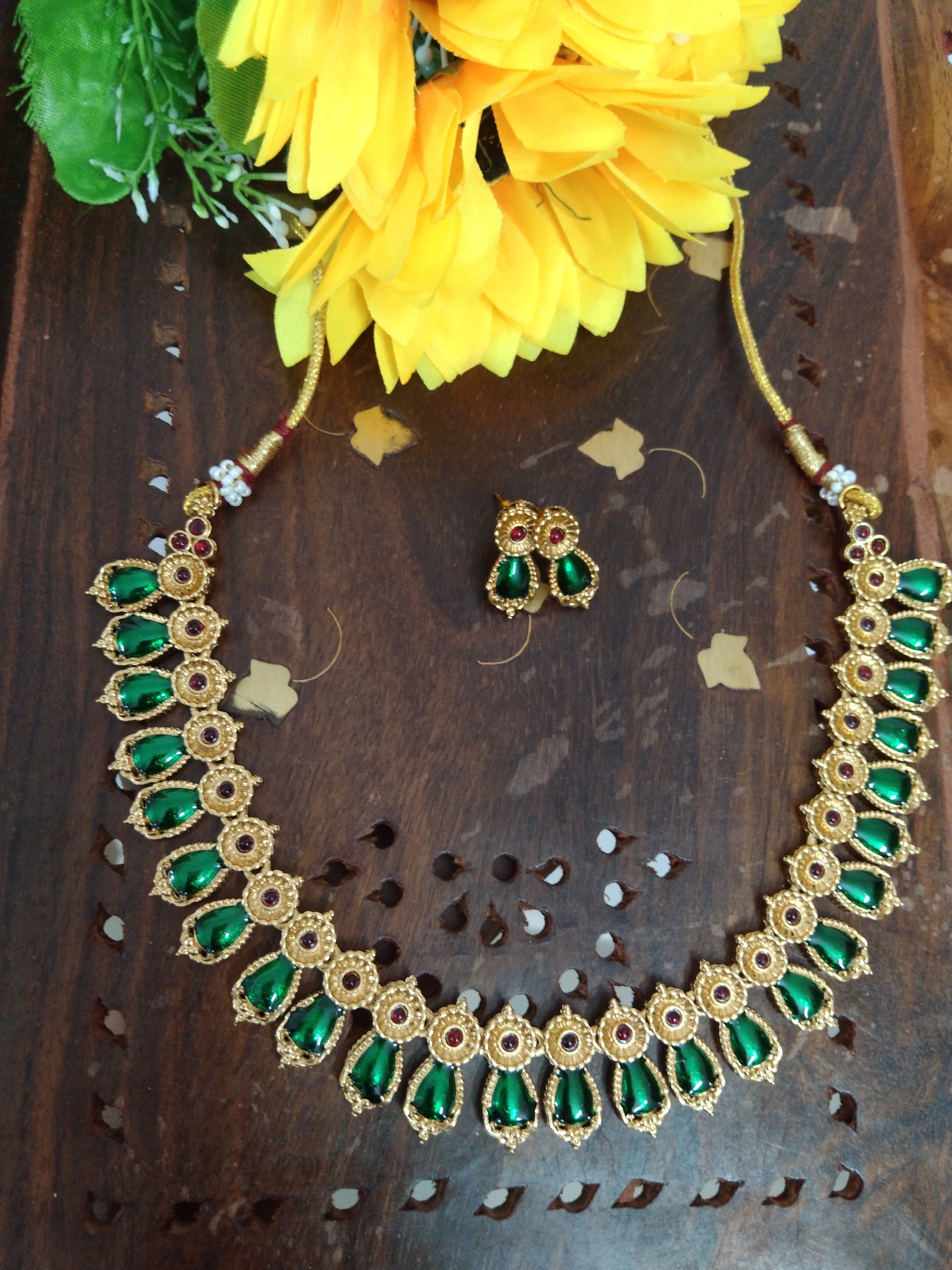 Nagapadam Necklace Set V5