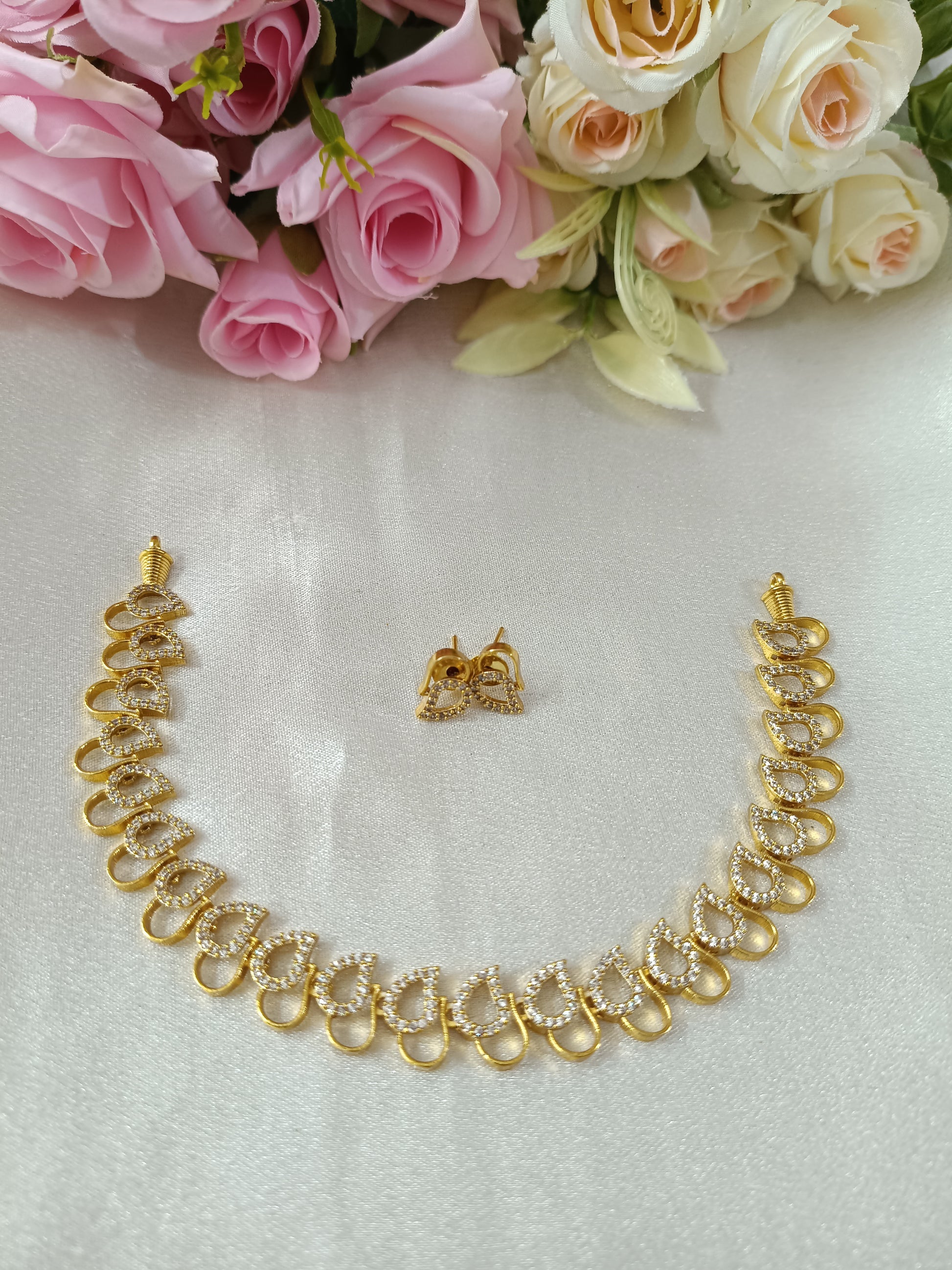 AD Mango Necklace