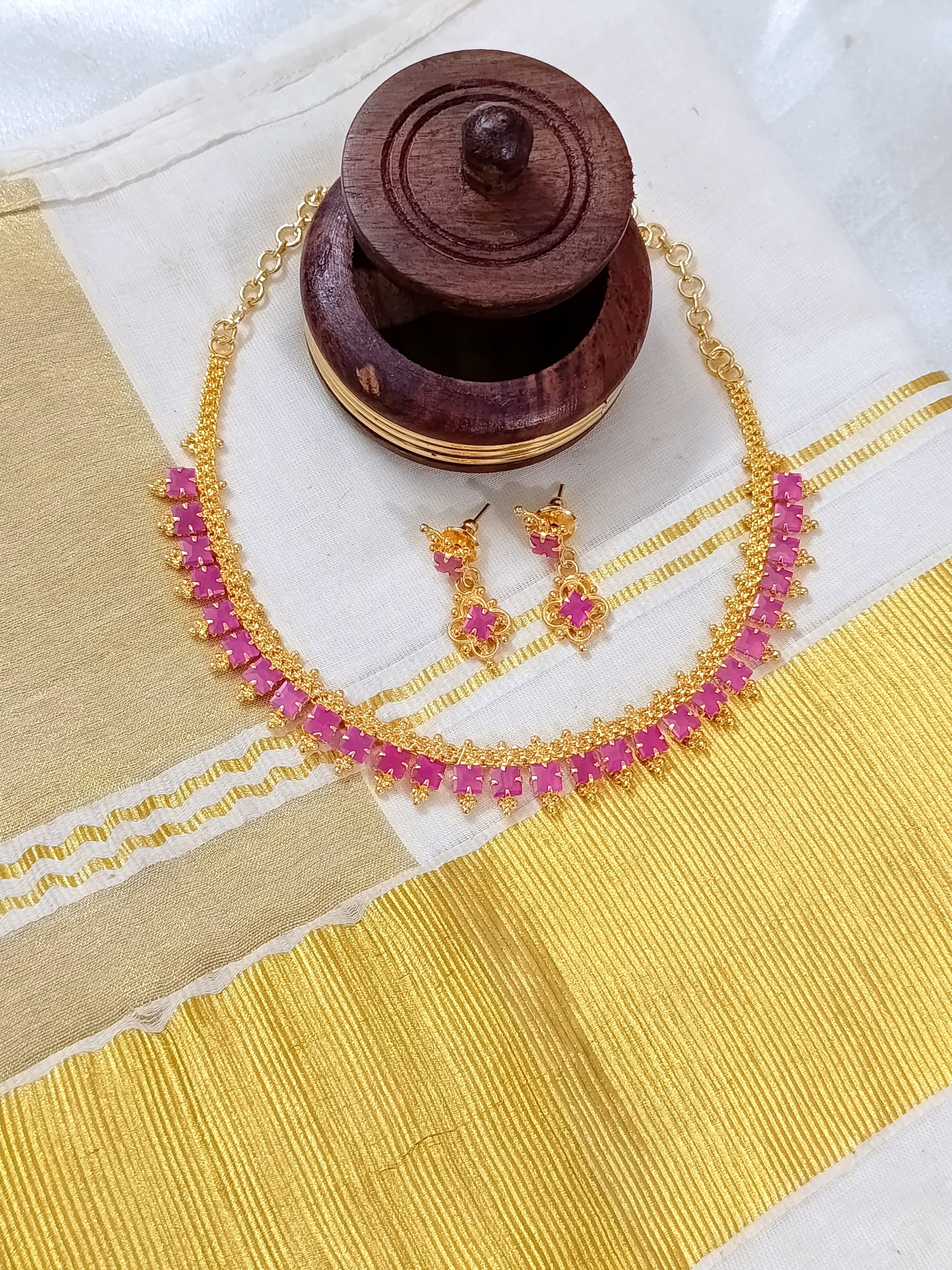 Micro Polish AD Stone Necklace Set