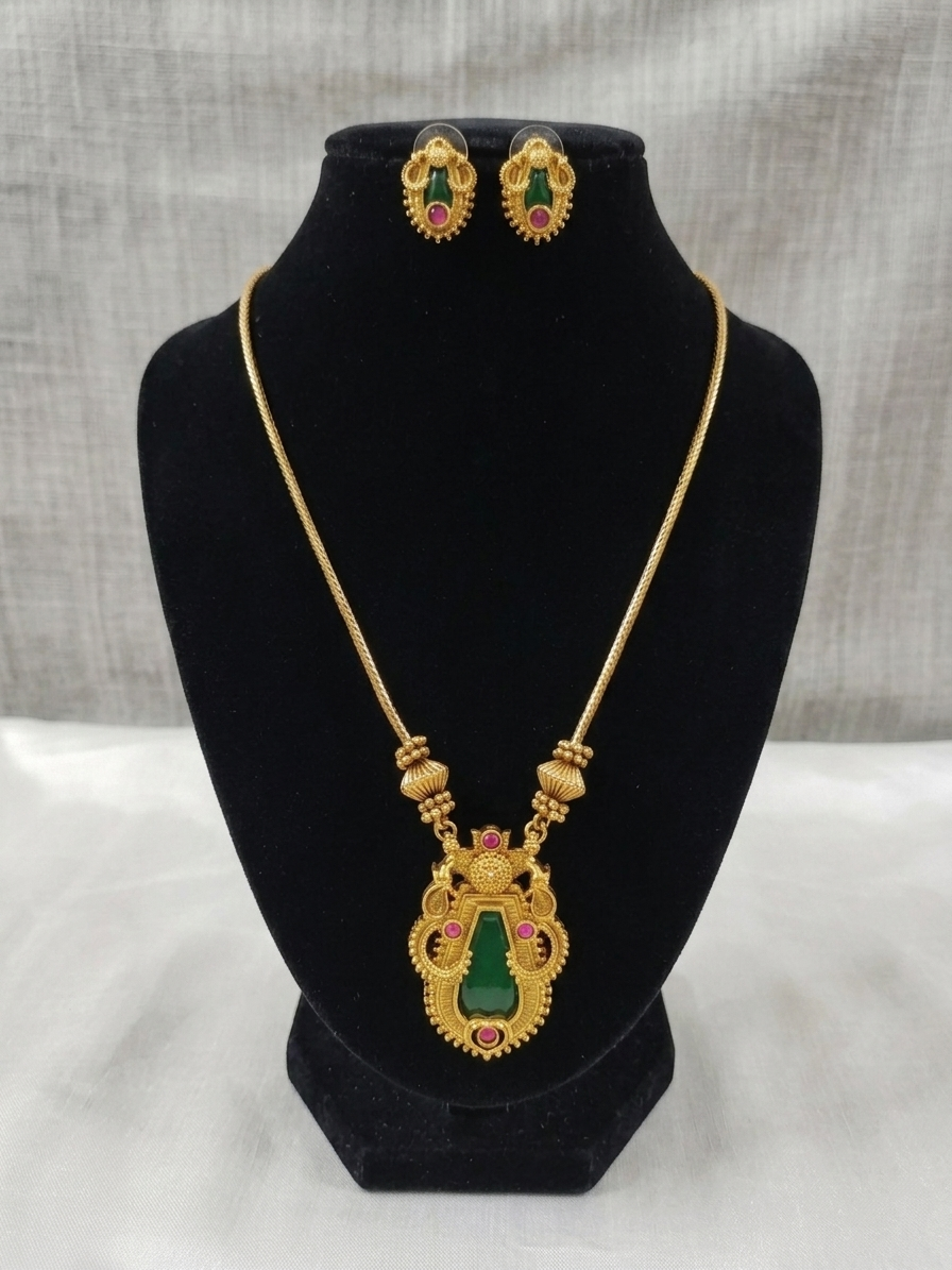 Matte Finish Palakka Pendant Mid Long Necklace Set V8