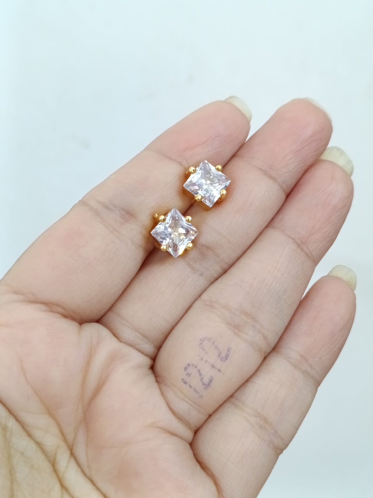 Micro Polish Sufi Stone Stud Earring