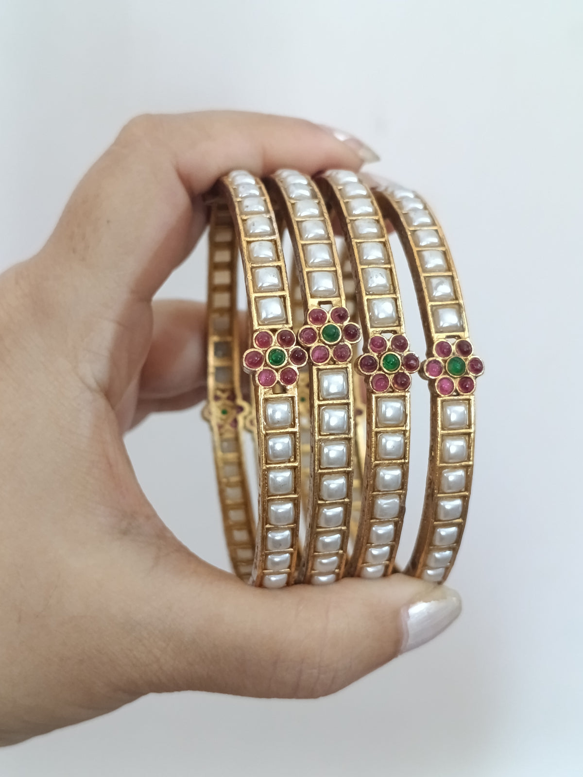 Matte Finish Pearl Bangles of V4