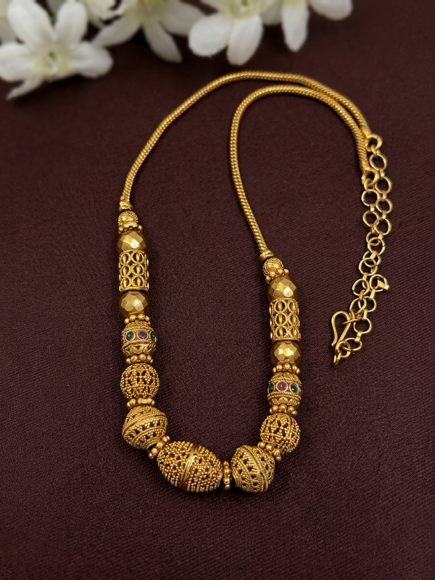 Matte Finish Ball Necklace Set V131