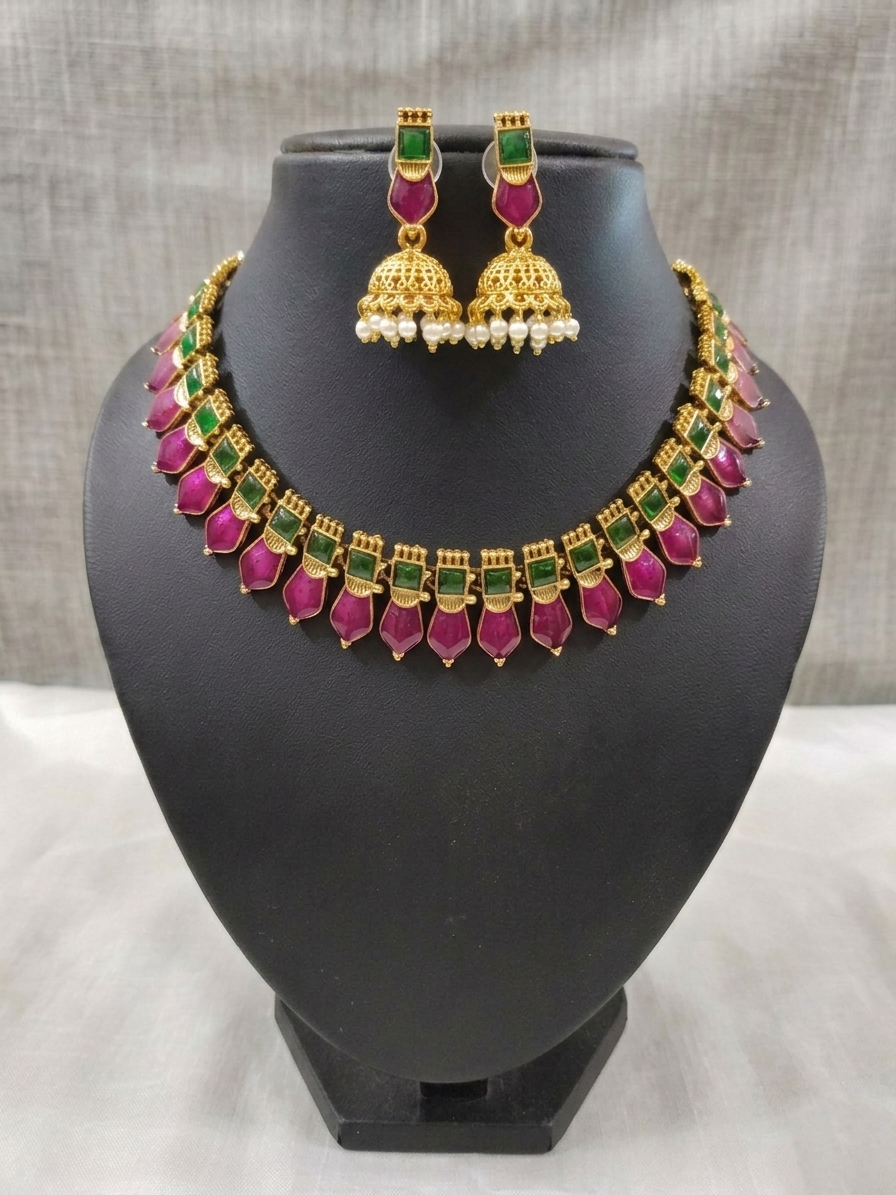 Nagapadam Necklace Set V21