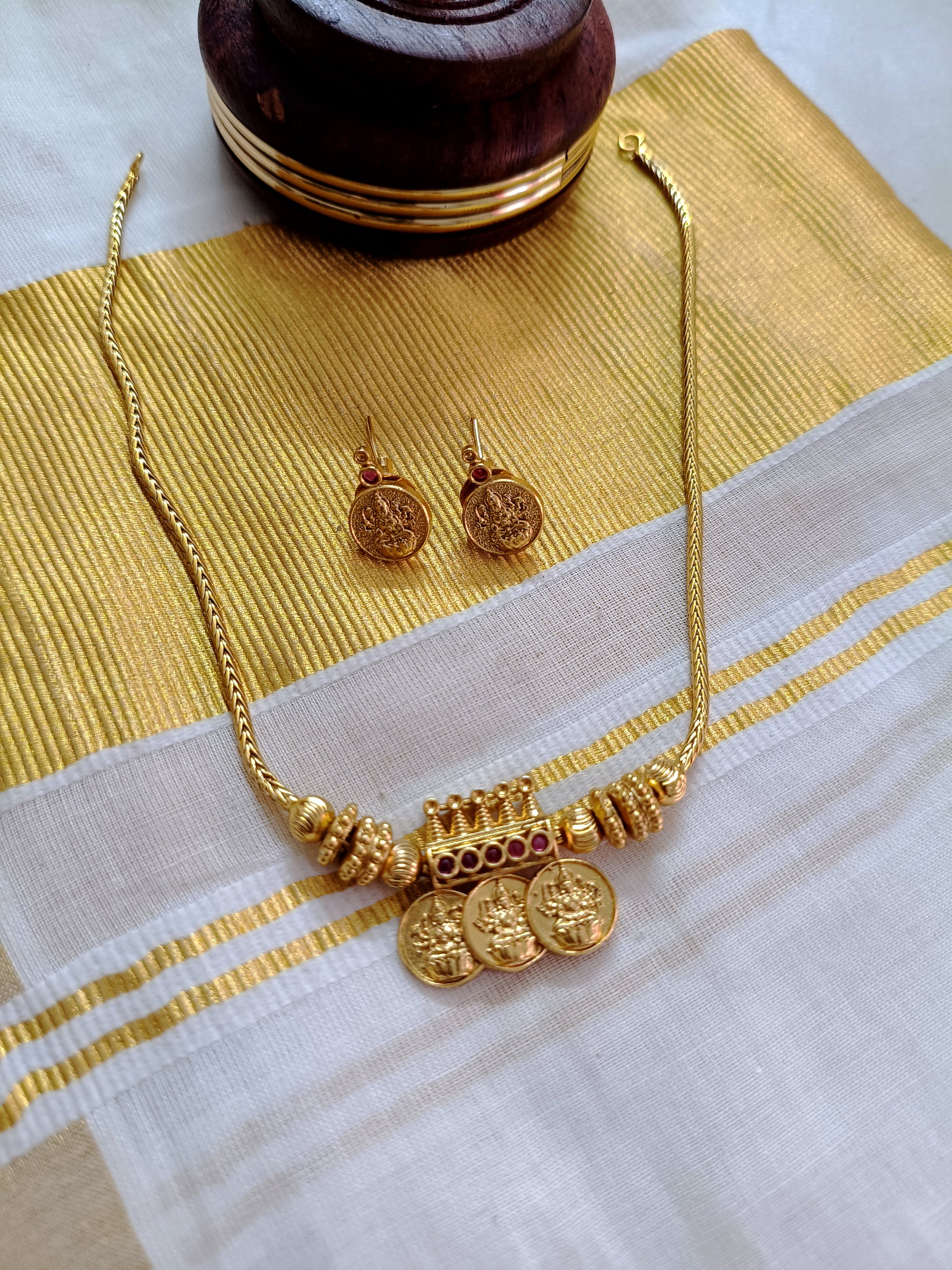 Matte Finish Lakshmi Coin Necklace Set