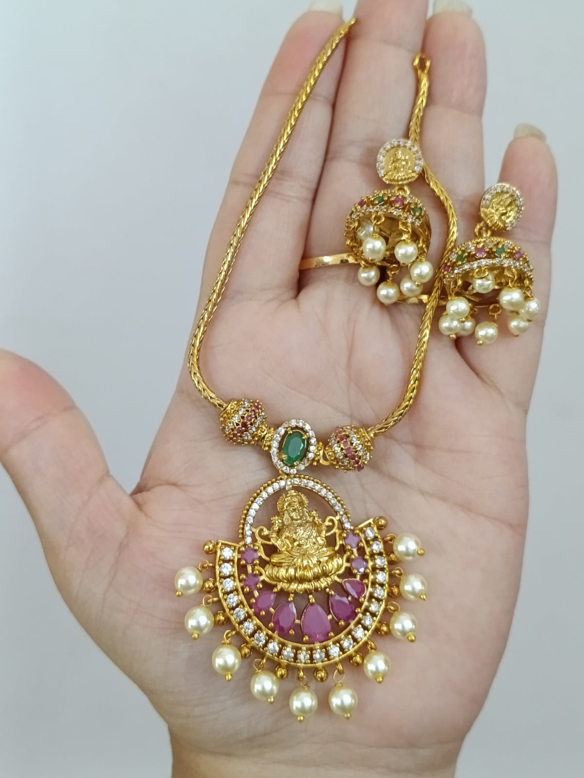 Lakshmi Pendant Necklace Set V2