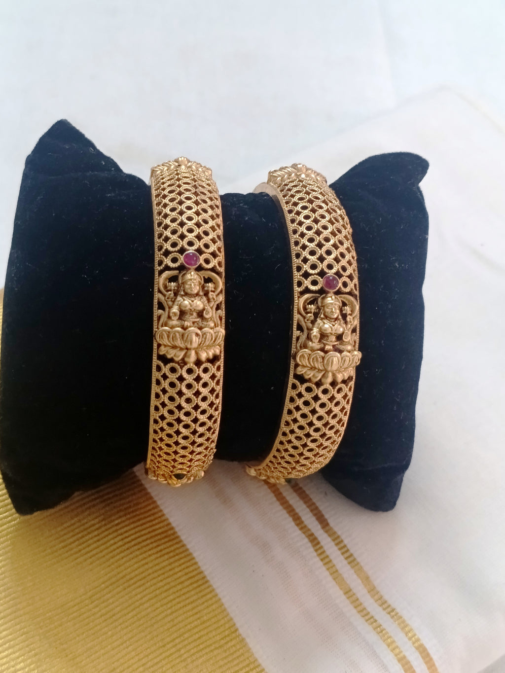 Lakshmi Broad Bangle of 2 V3