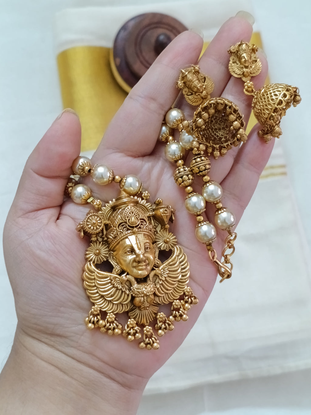 Divine Pearl Mid Long Necklace Set