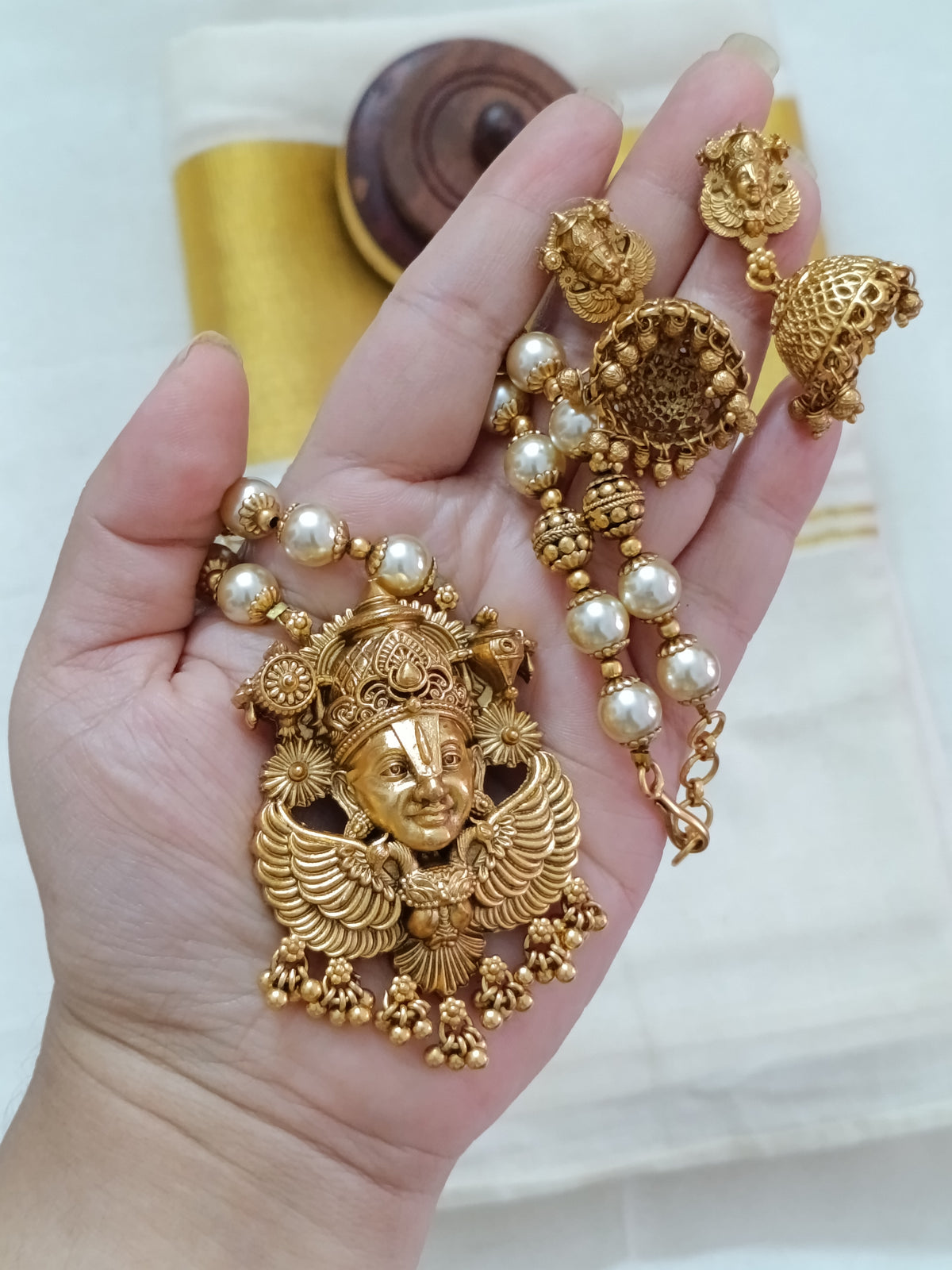 Divine Pearl Mid Long Necklace Set