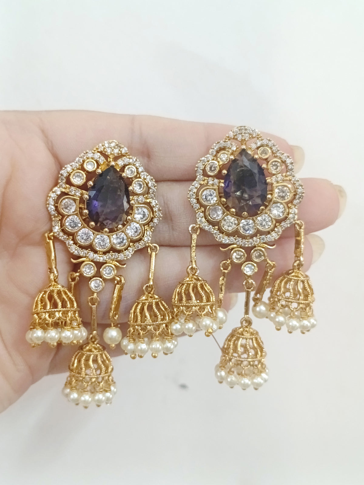 AD Stud Earring 218