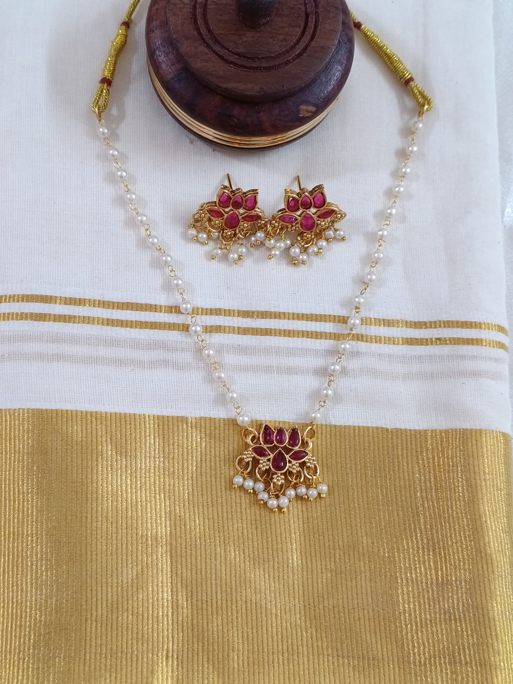 Lotus Pearl Choker Set V2