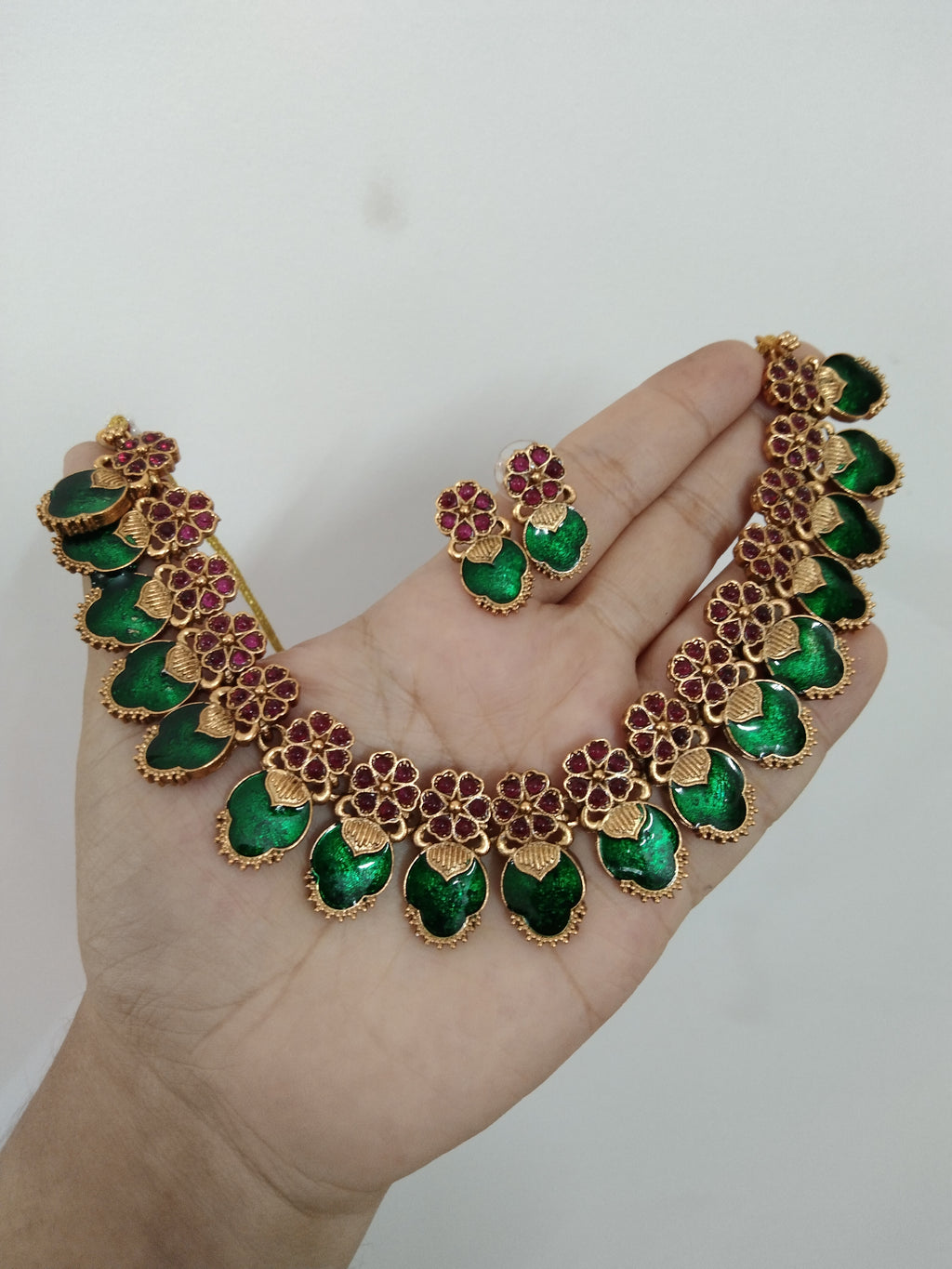 Nagapadam Necklace V9