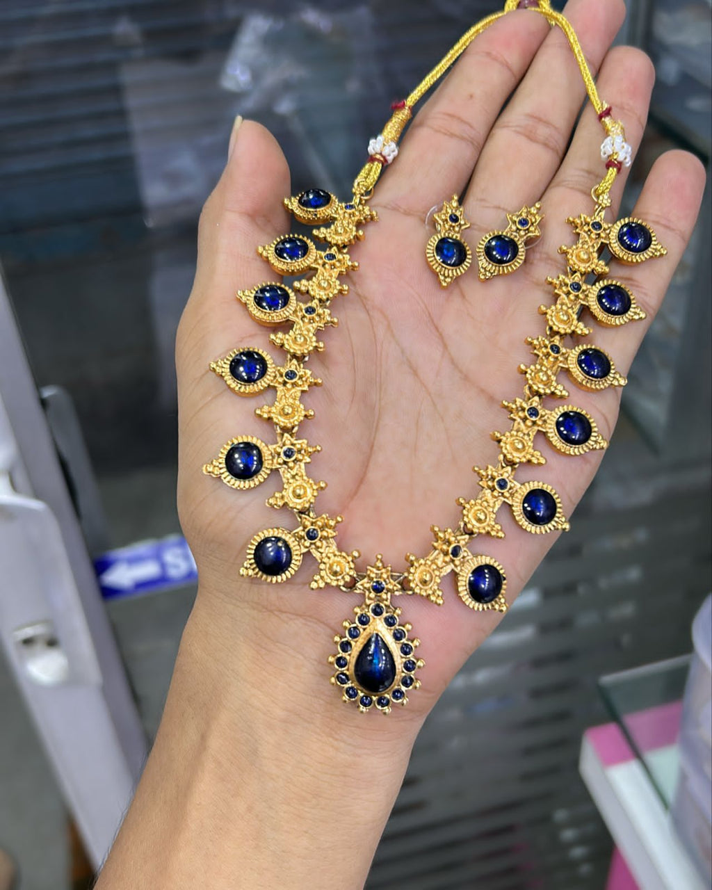 Palakka Necklace V4