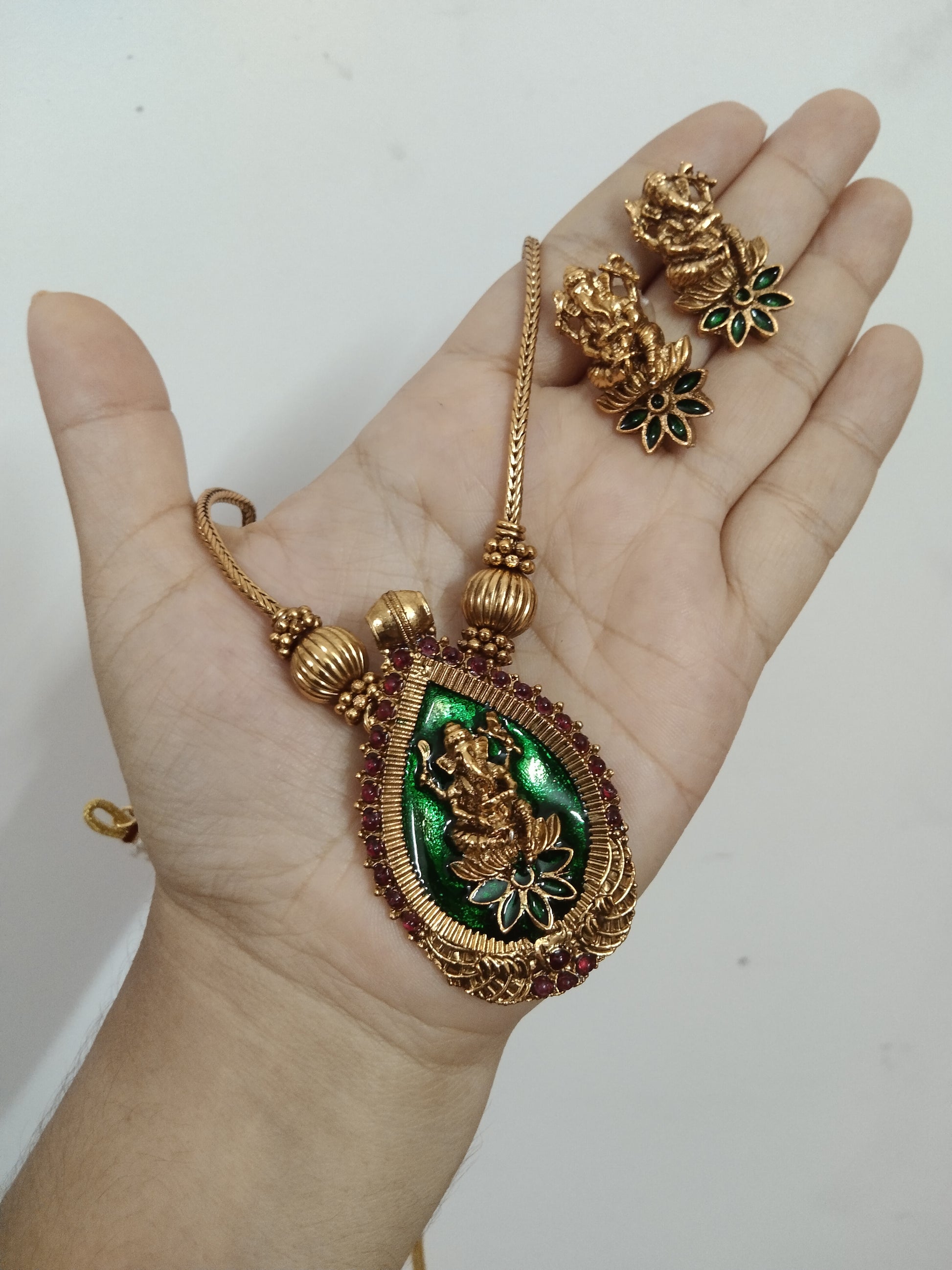 Enamel Ganesh Pendant Necklace Set