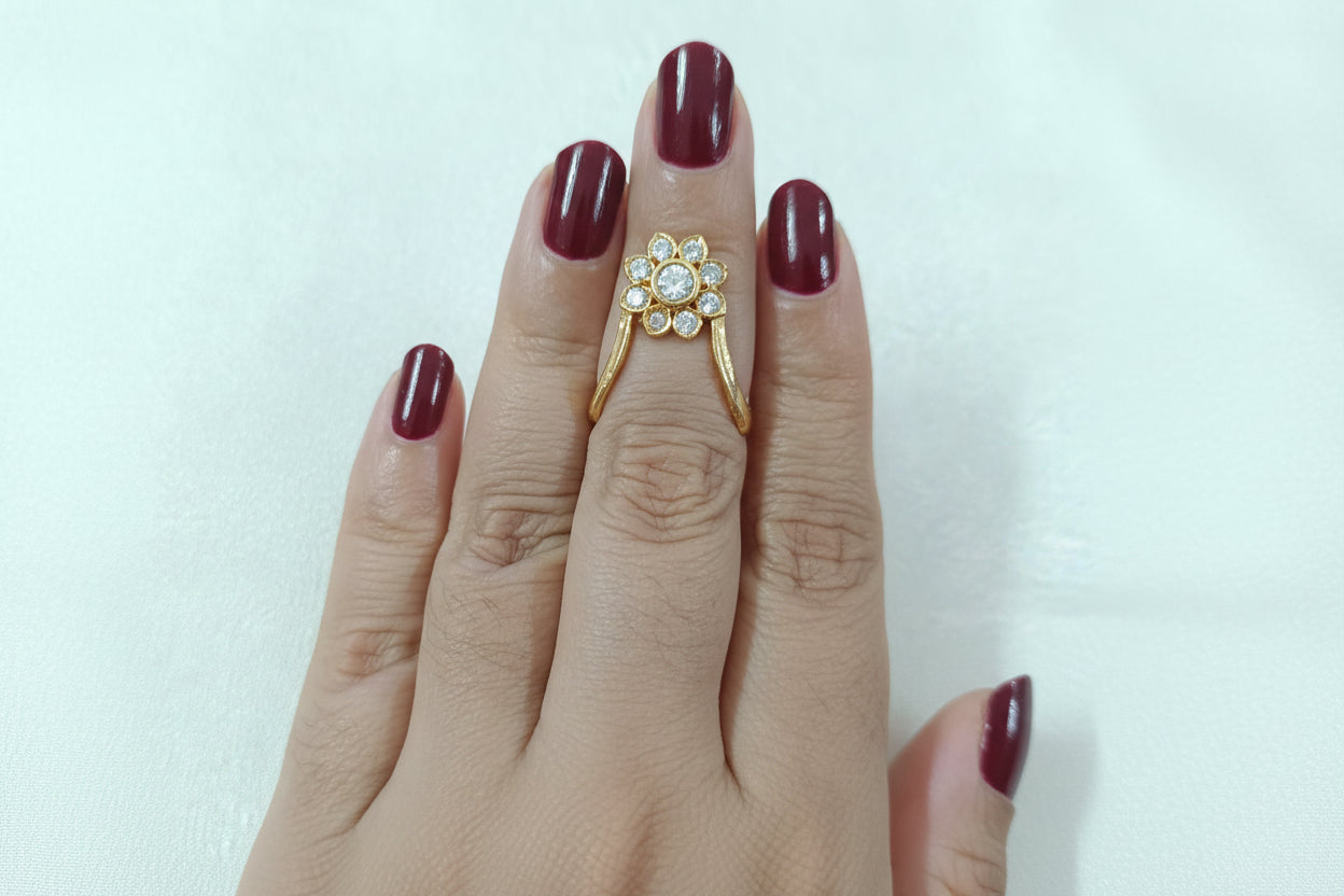 Micro Polish AD Flower Vanki Finger Ring