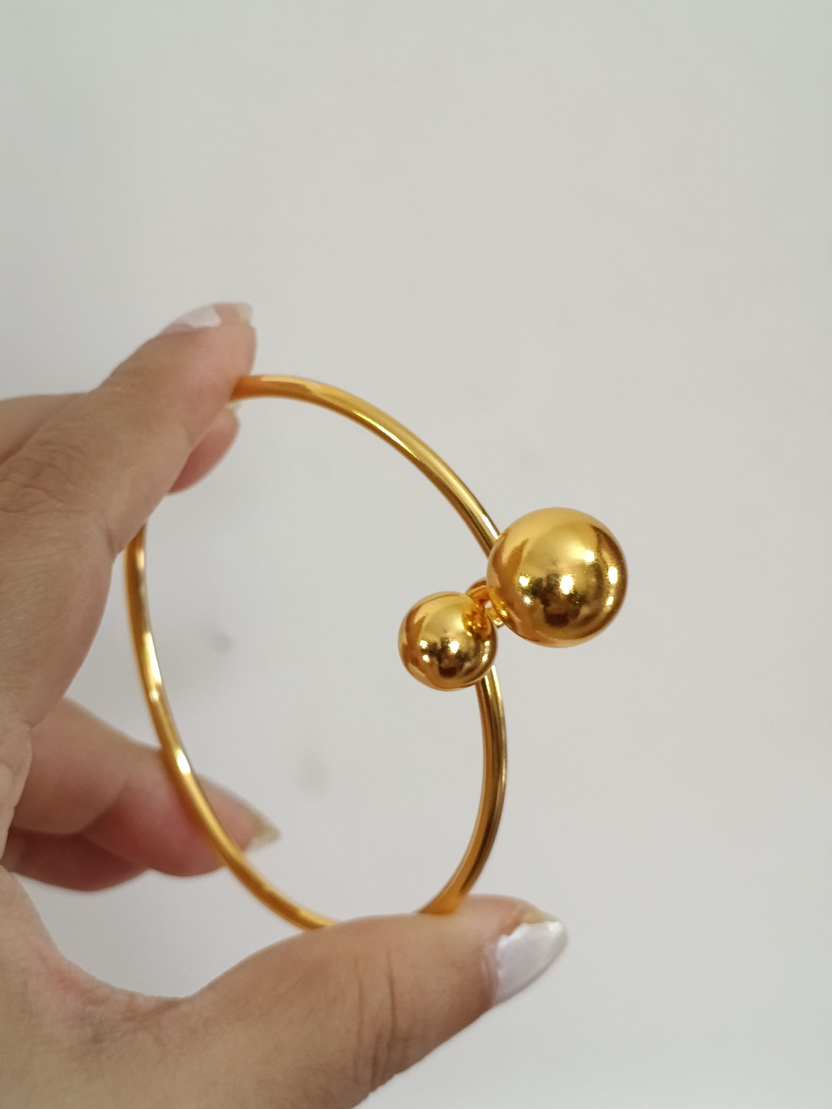 Micro Polish Clip Bangle V1