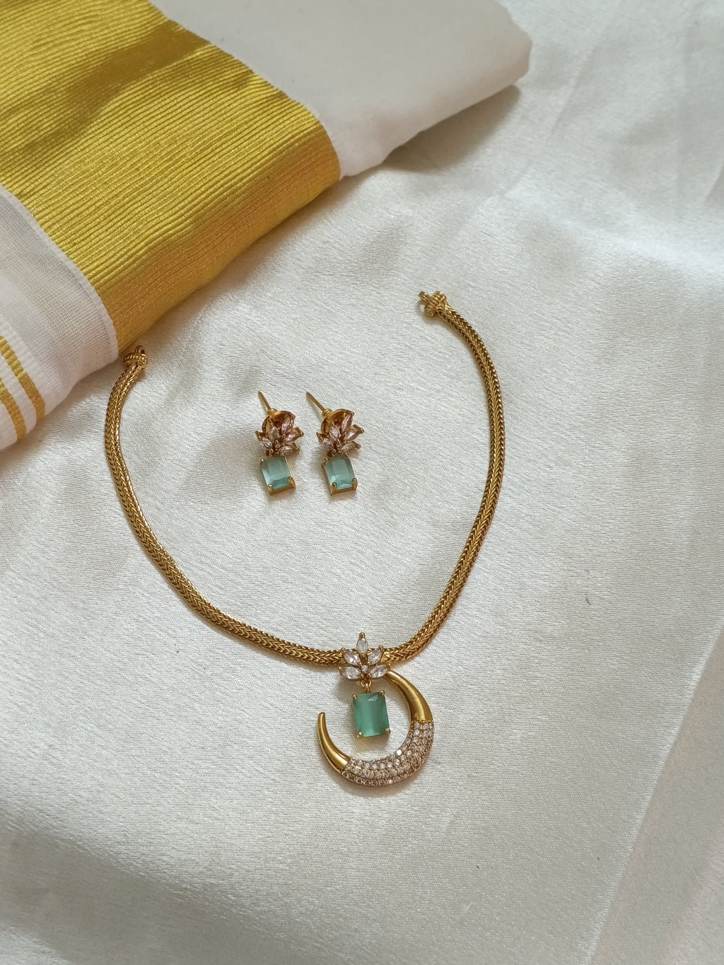 AD Half moon Pendant Necklace Set