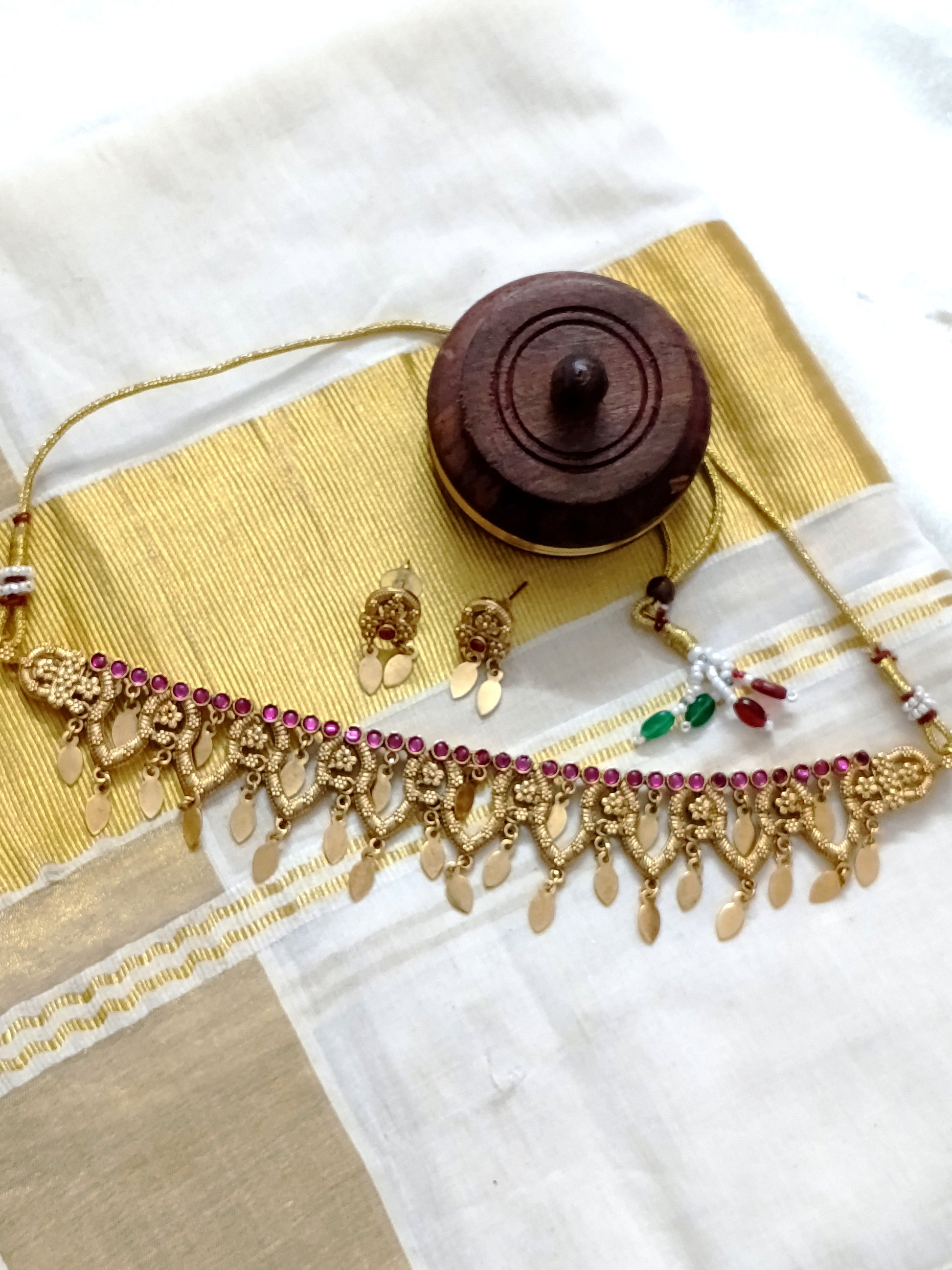 Matte Finish Fusion Elakathali Choker Set V33
