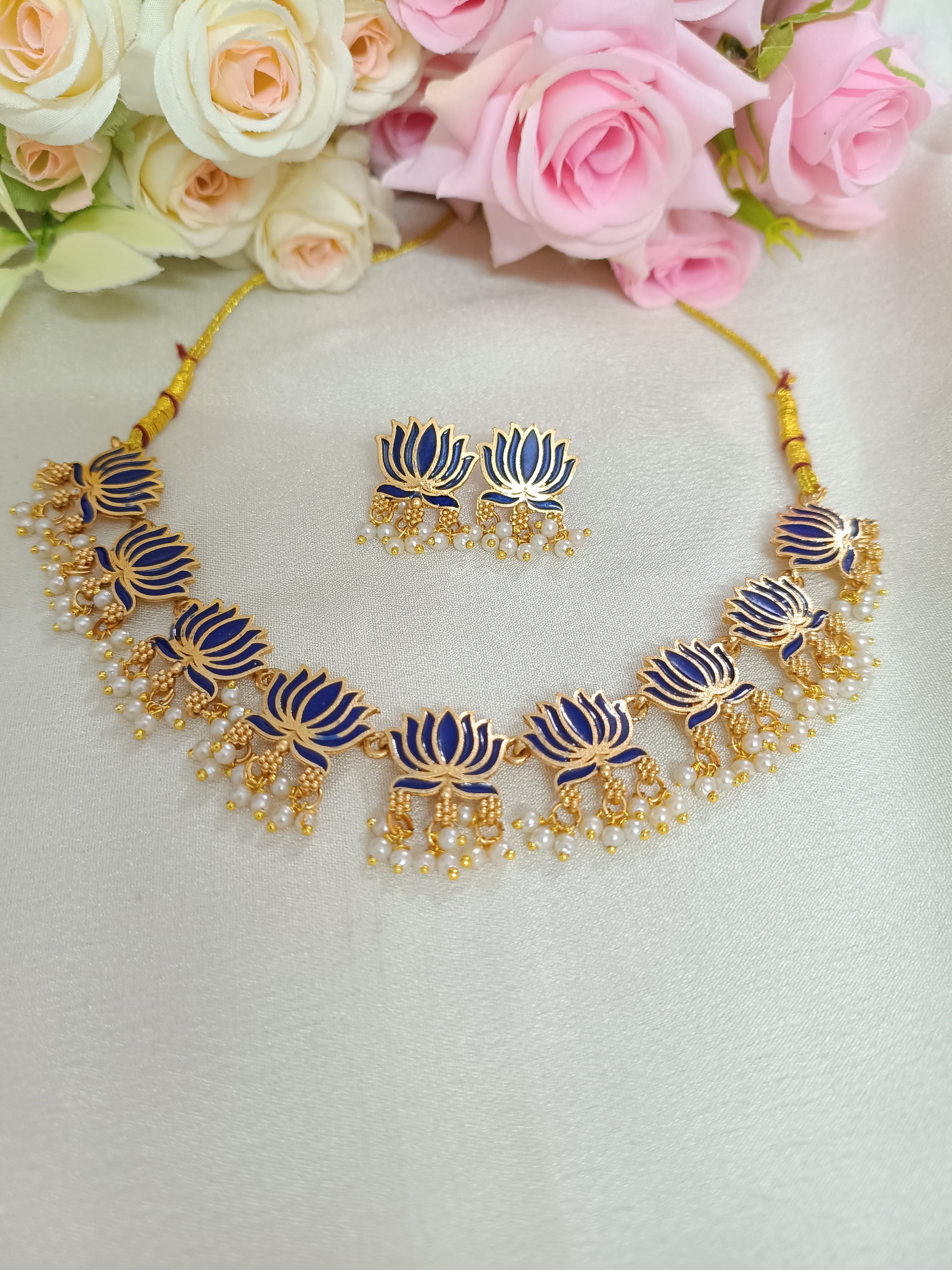 Blue Lotus With Pearl Drop Necklace 