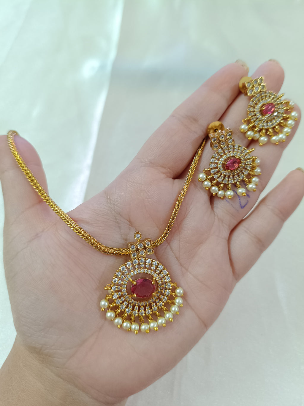 AD Stone Necklace Set V40