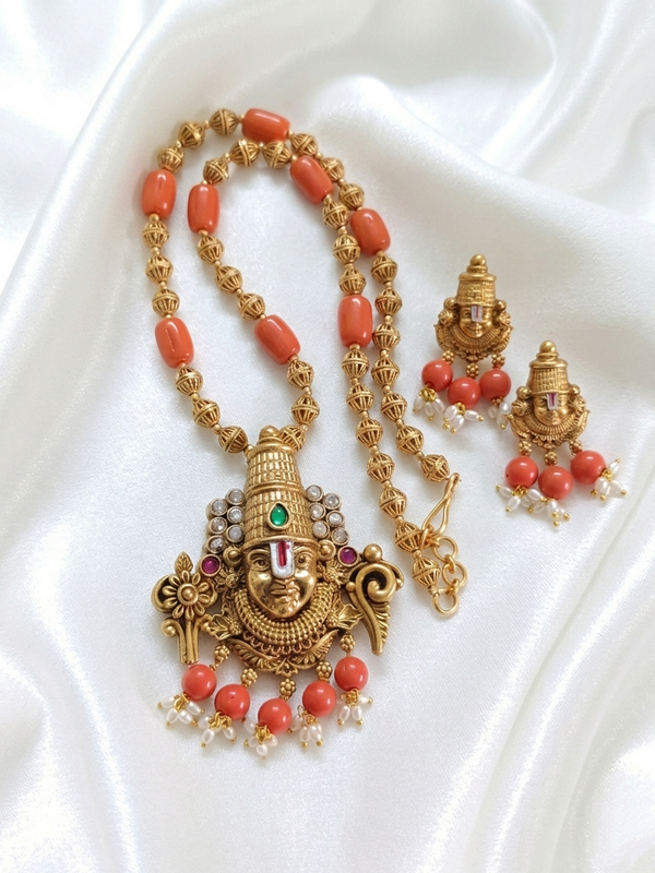 Tirupati Balaji Pendant Mid Necklace Set