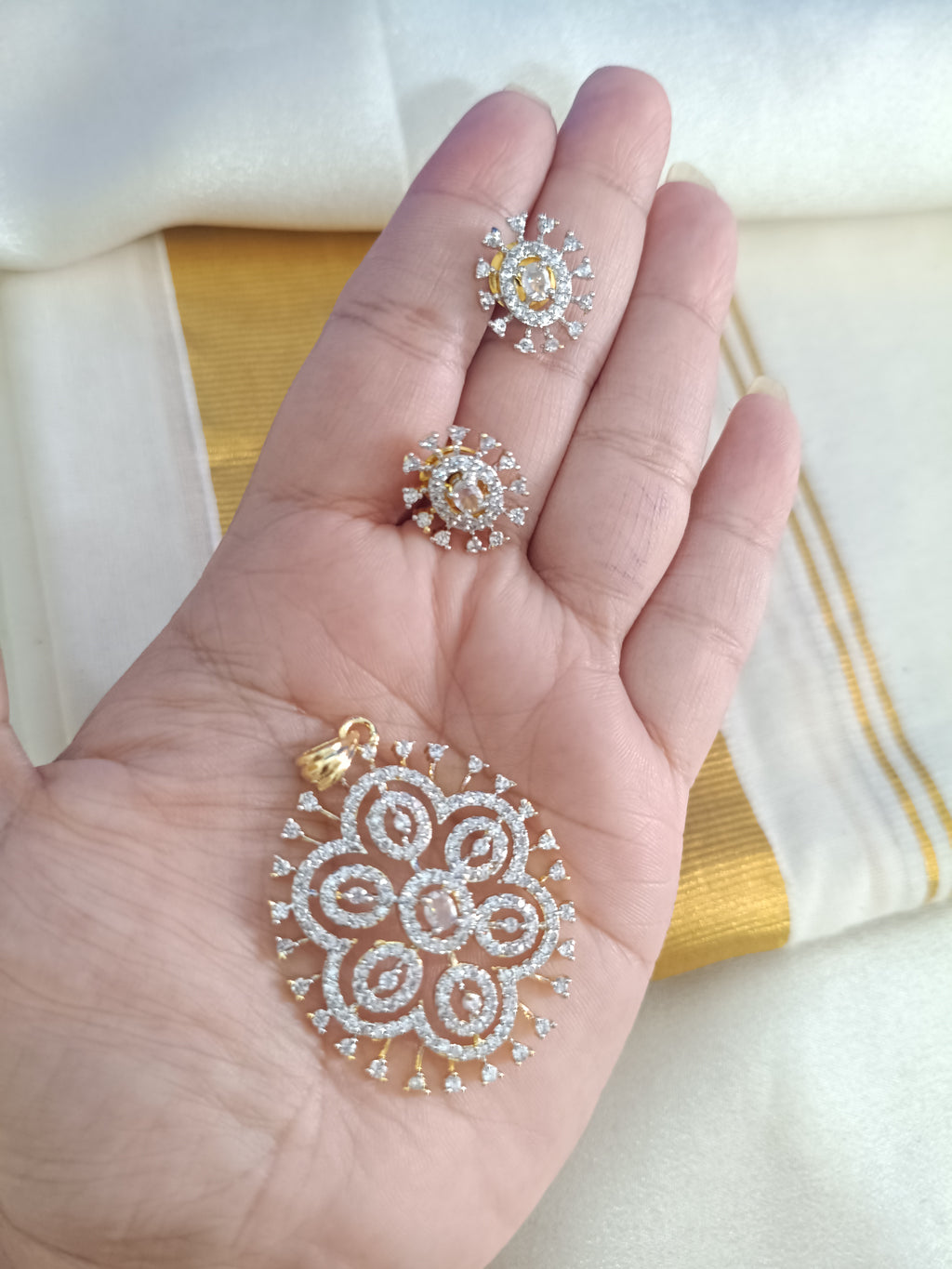 Diamond Replica Pendant Set V3