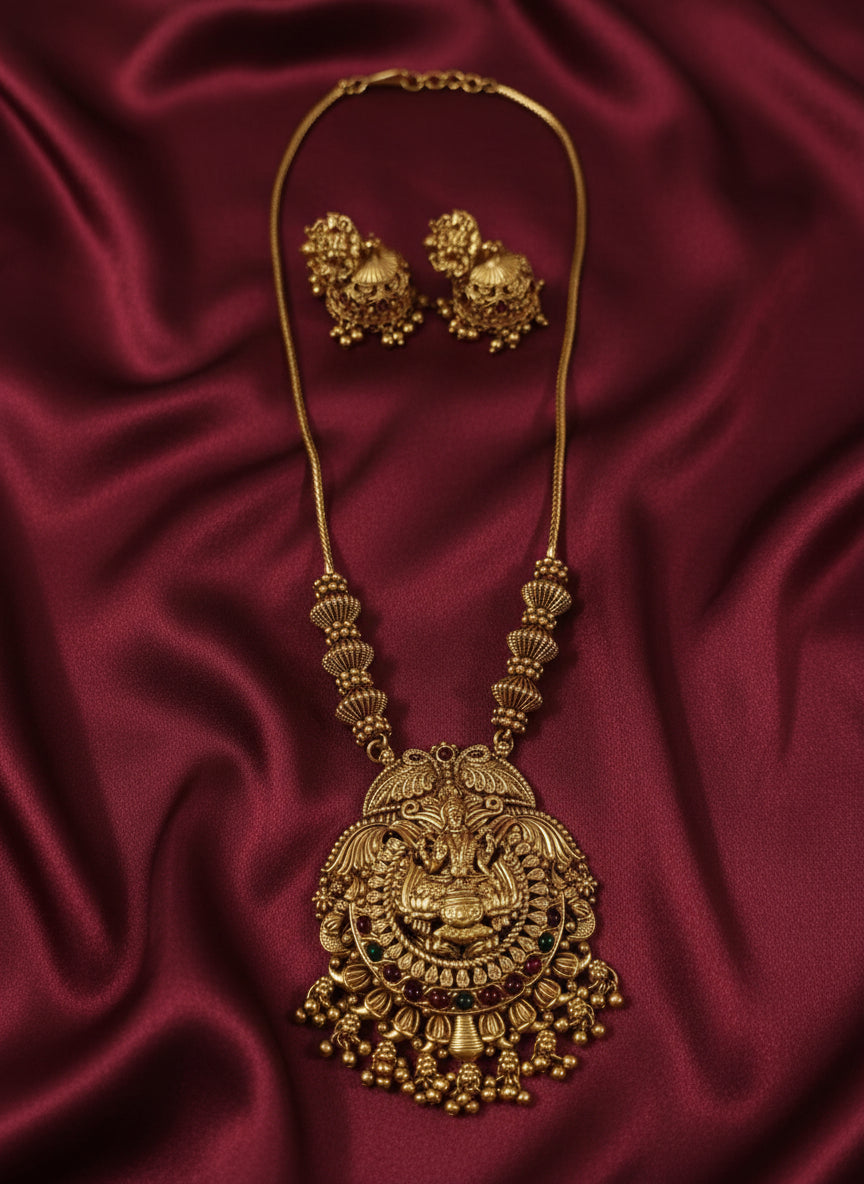 Lakshmi Pendant Necklace Set V7