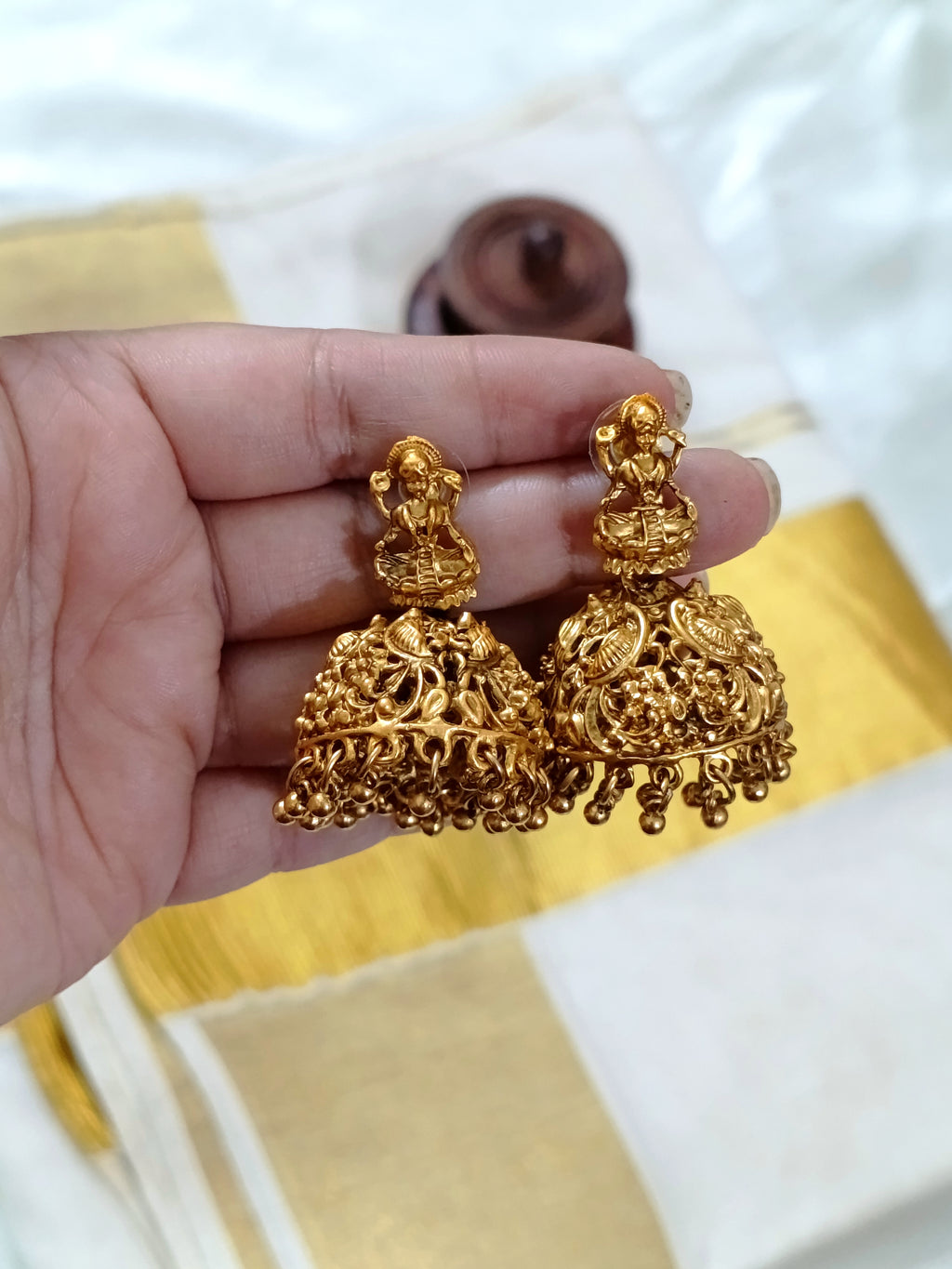 Matte Finish Lakshmi Jhumka Earring V8