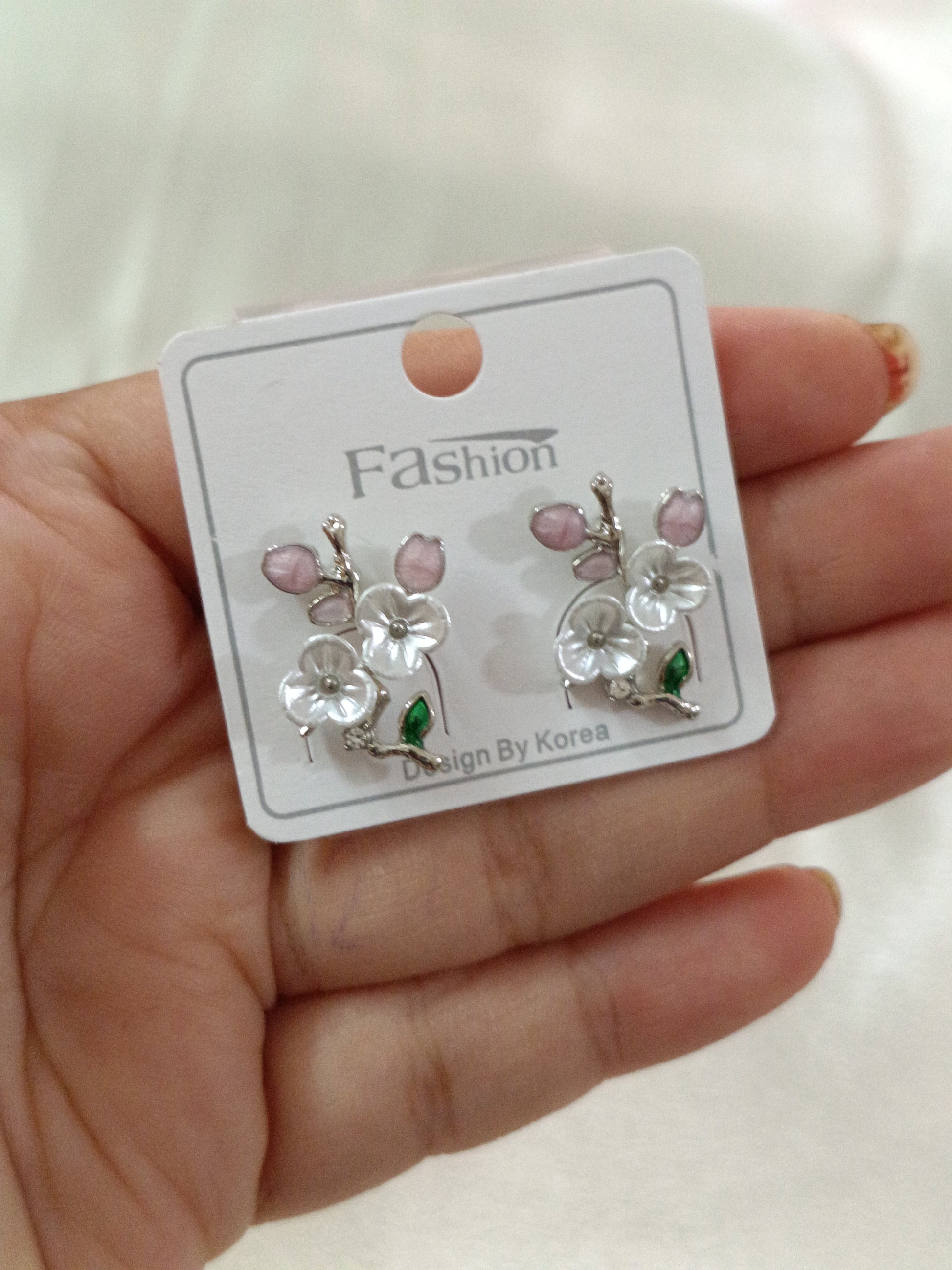 Budget Earring V3