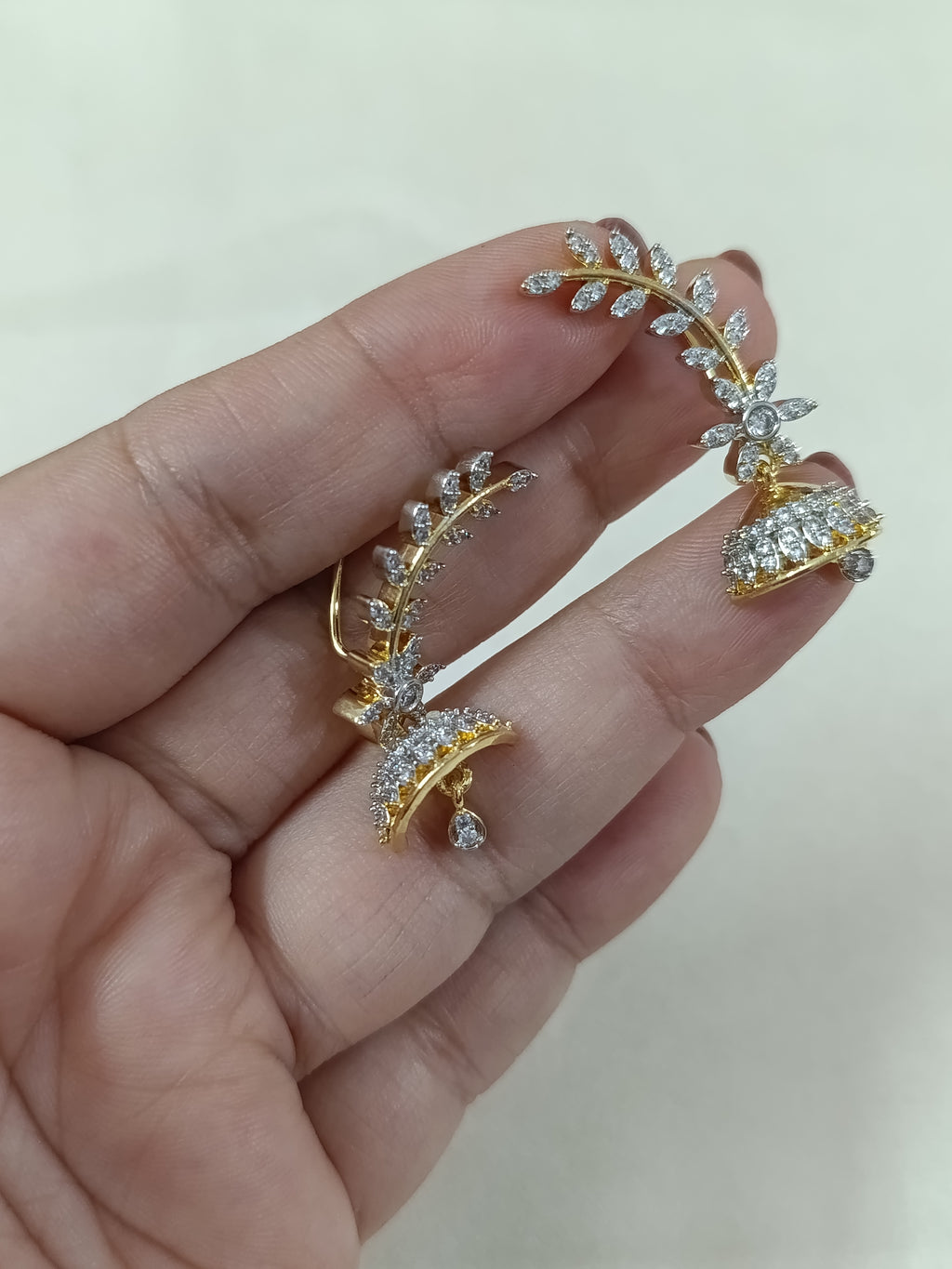 AD Flower Creeper Jhumka