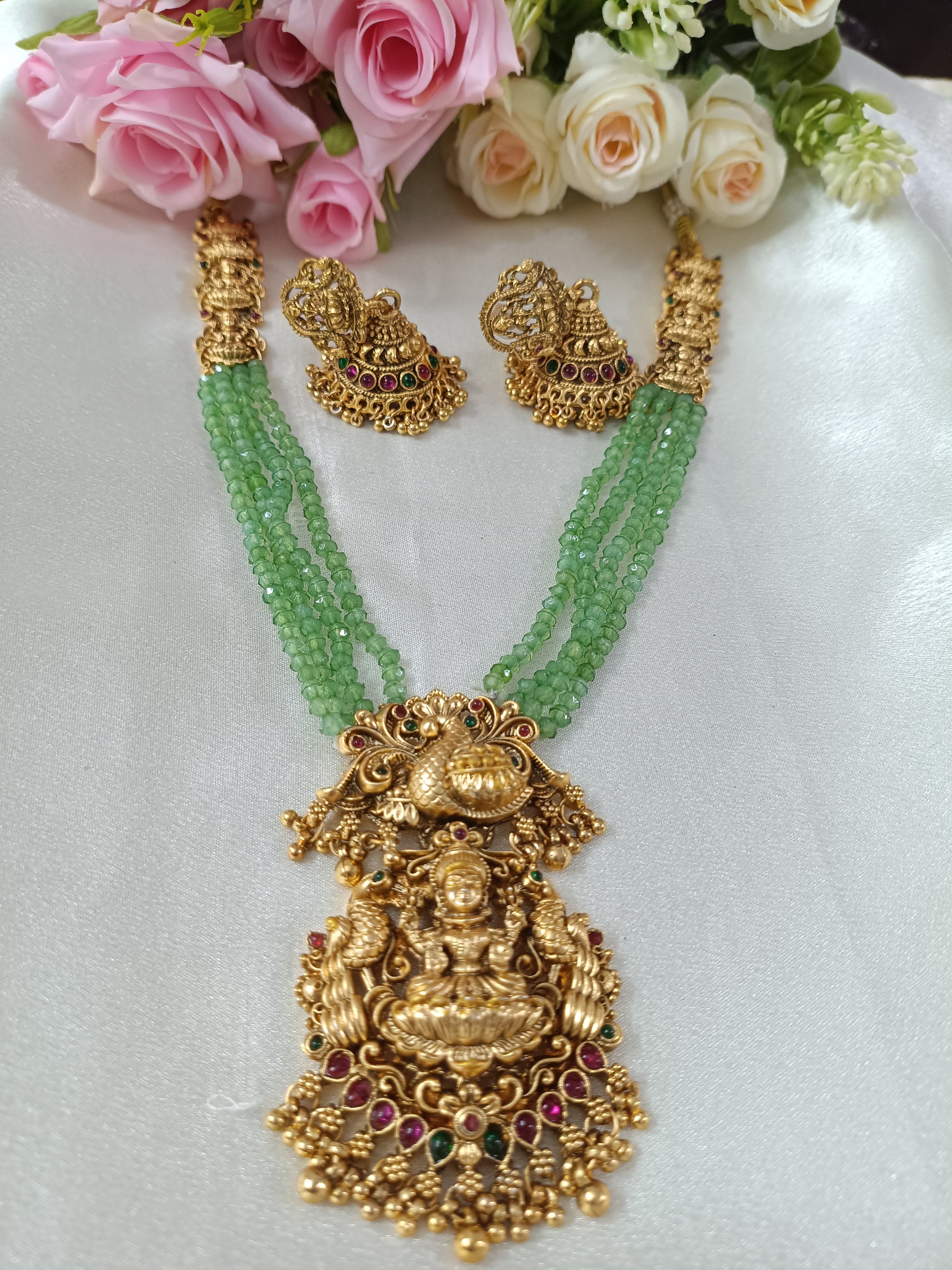 Lakshmi Pendant Necklace Set Mint Green V1