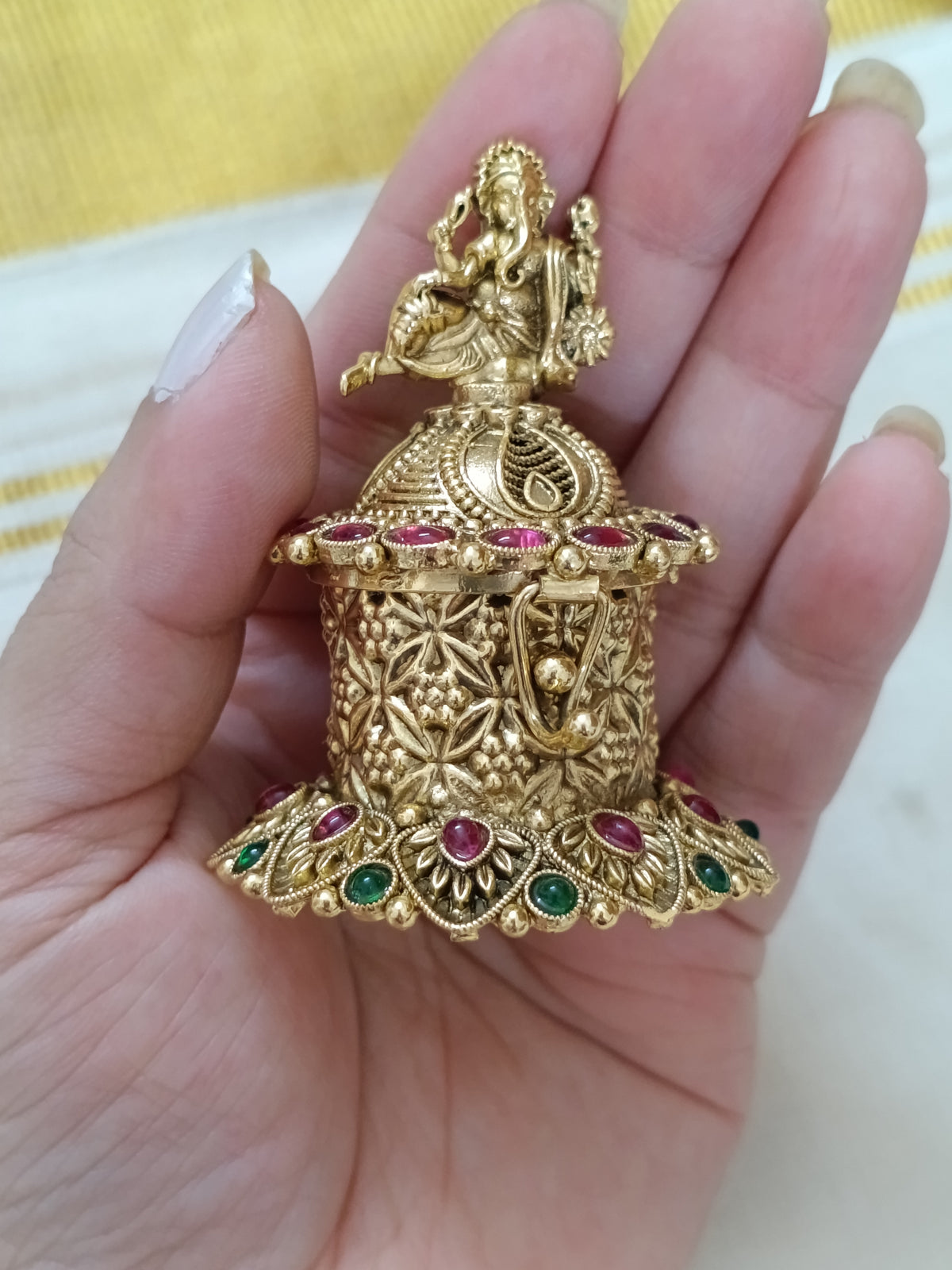 Ganesha Kumkum Box V9