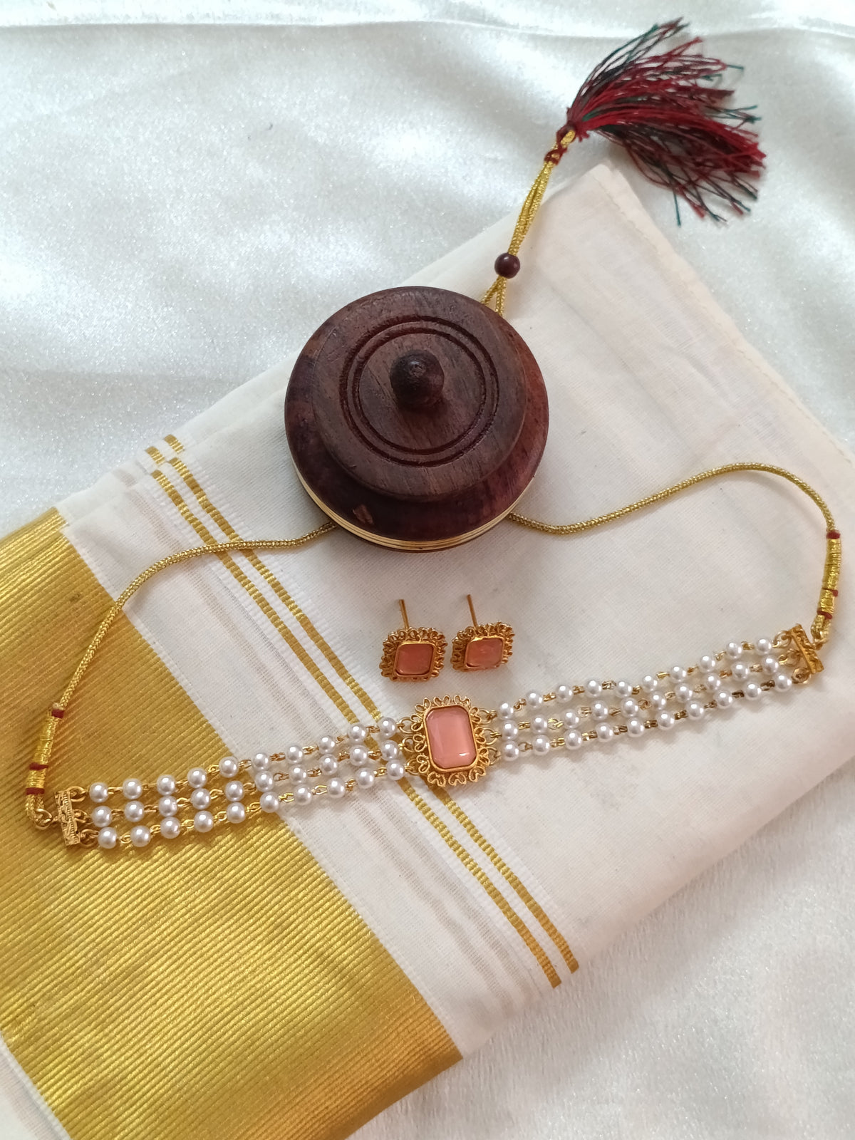 Low Budget Sufi Pearl Choker Set