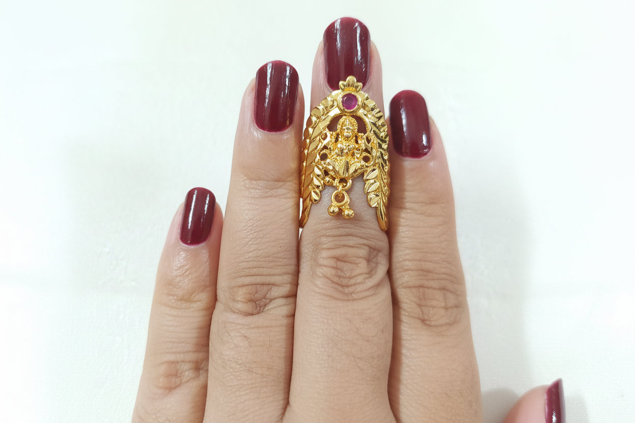 Micro Polish Lakshmi Vanki Finger Ring