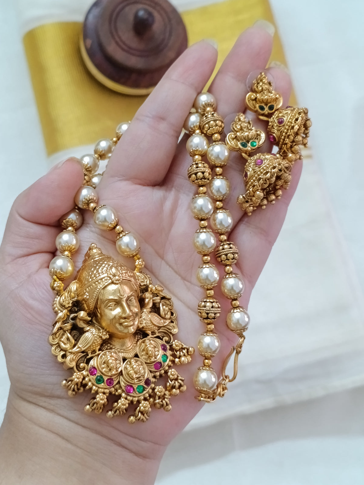 Divine Pearl Mid Long Necklace Set