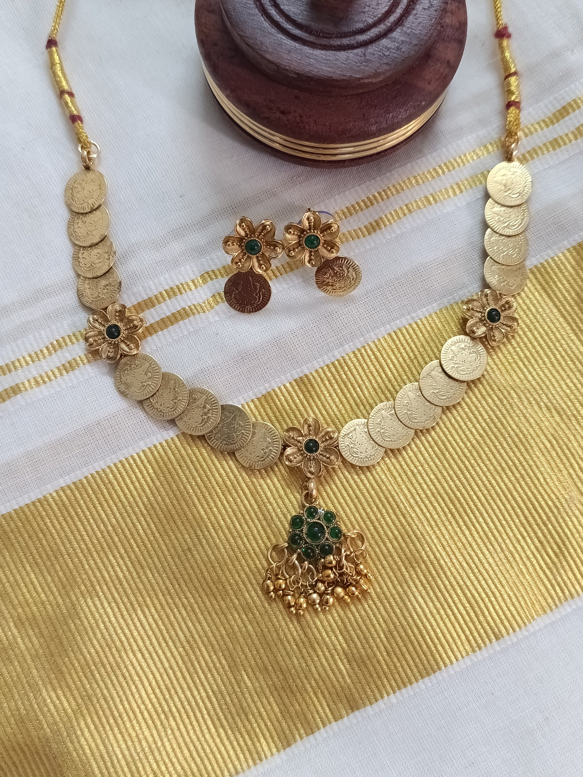 Coin Flower Necklace Set