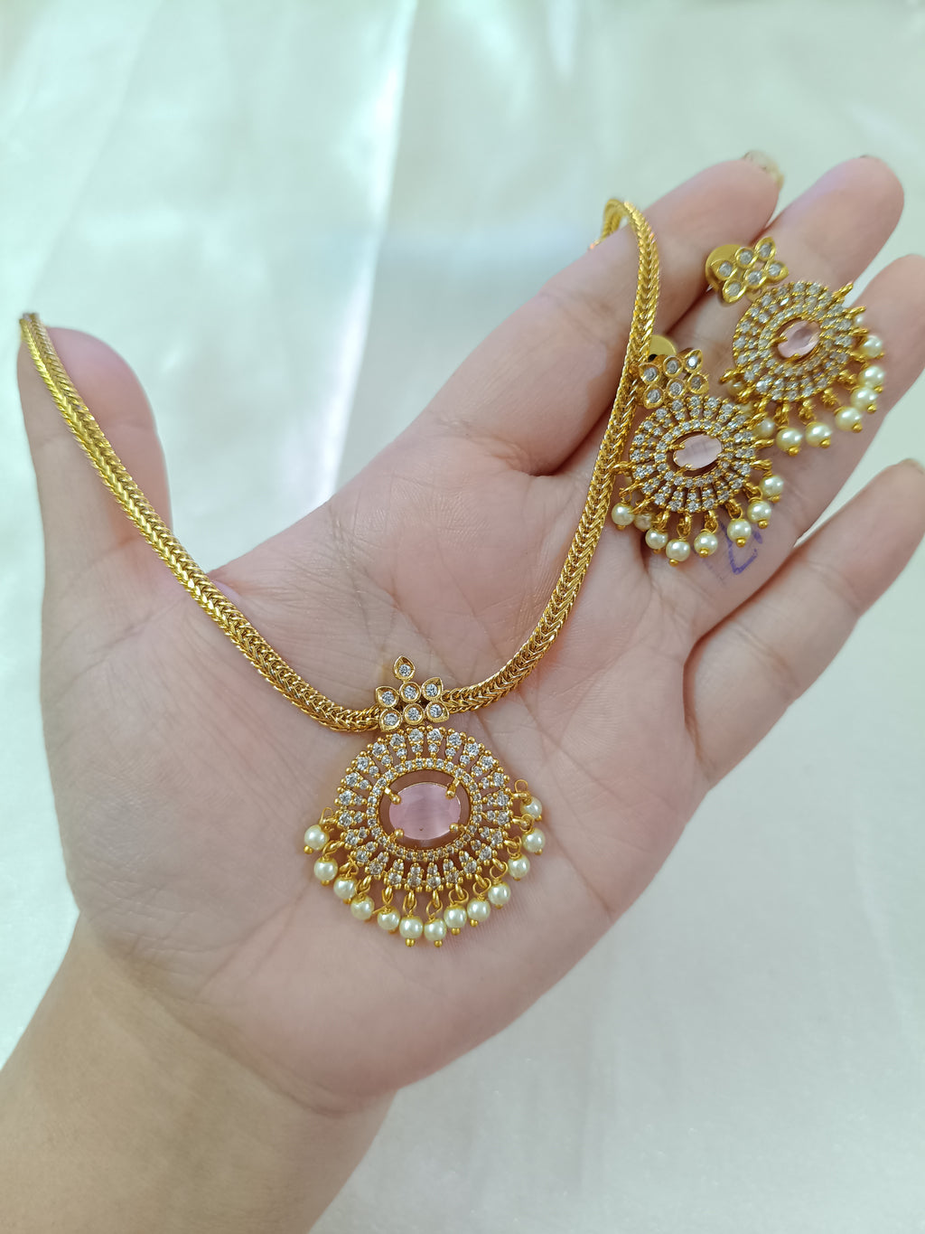 AD Stone Necklace Set V40