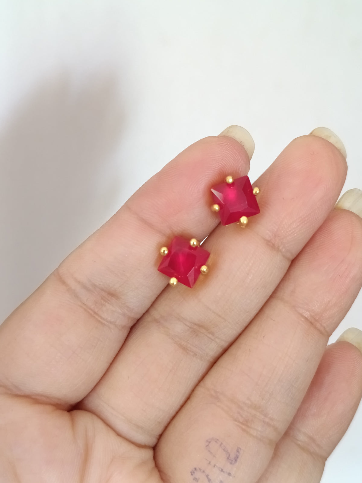 Micro Polish Sufi Stone Stud Earring