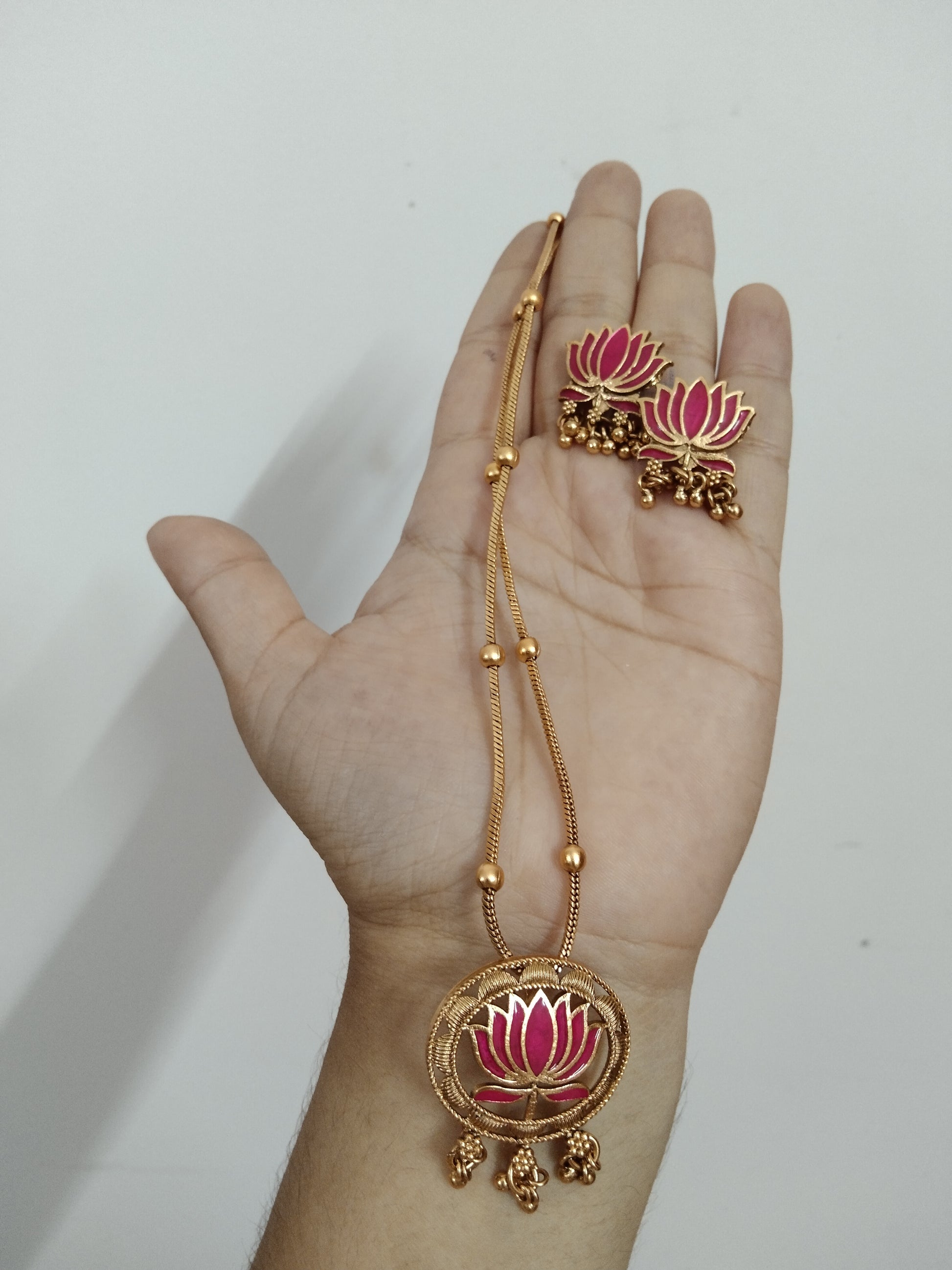 Lotus Pendant Long Necklace Set