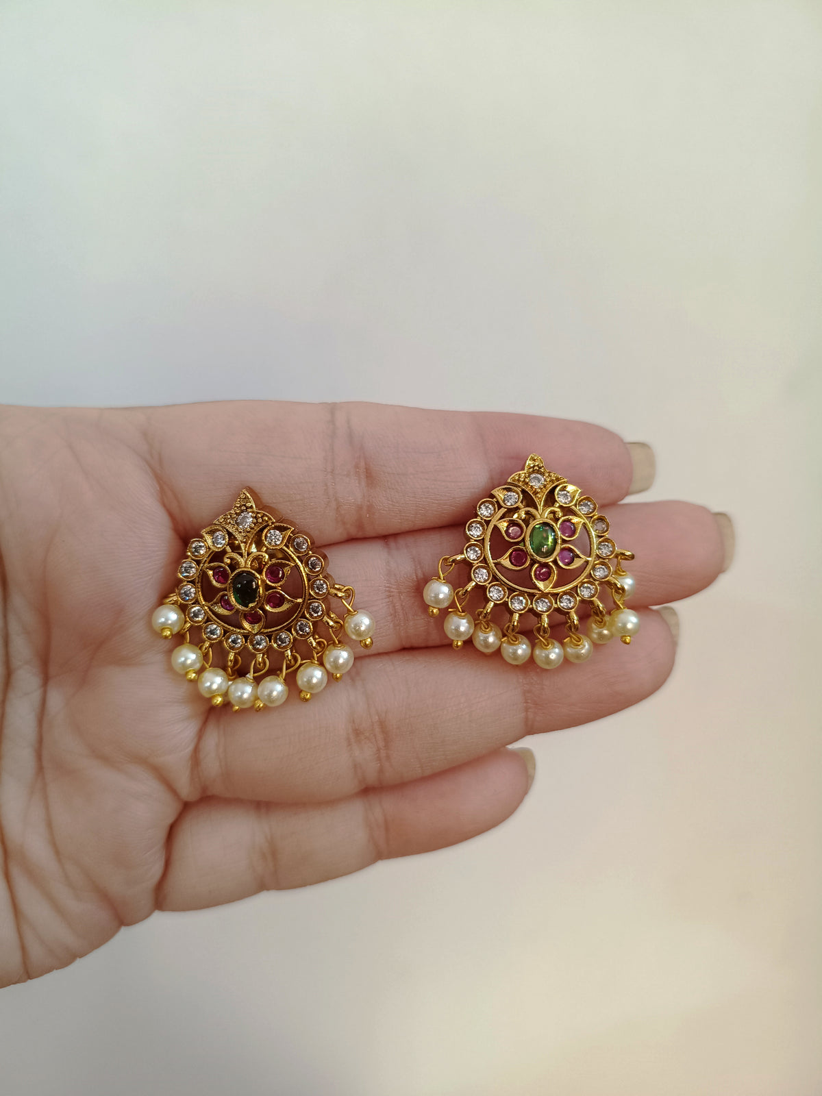 AD Earring V1