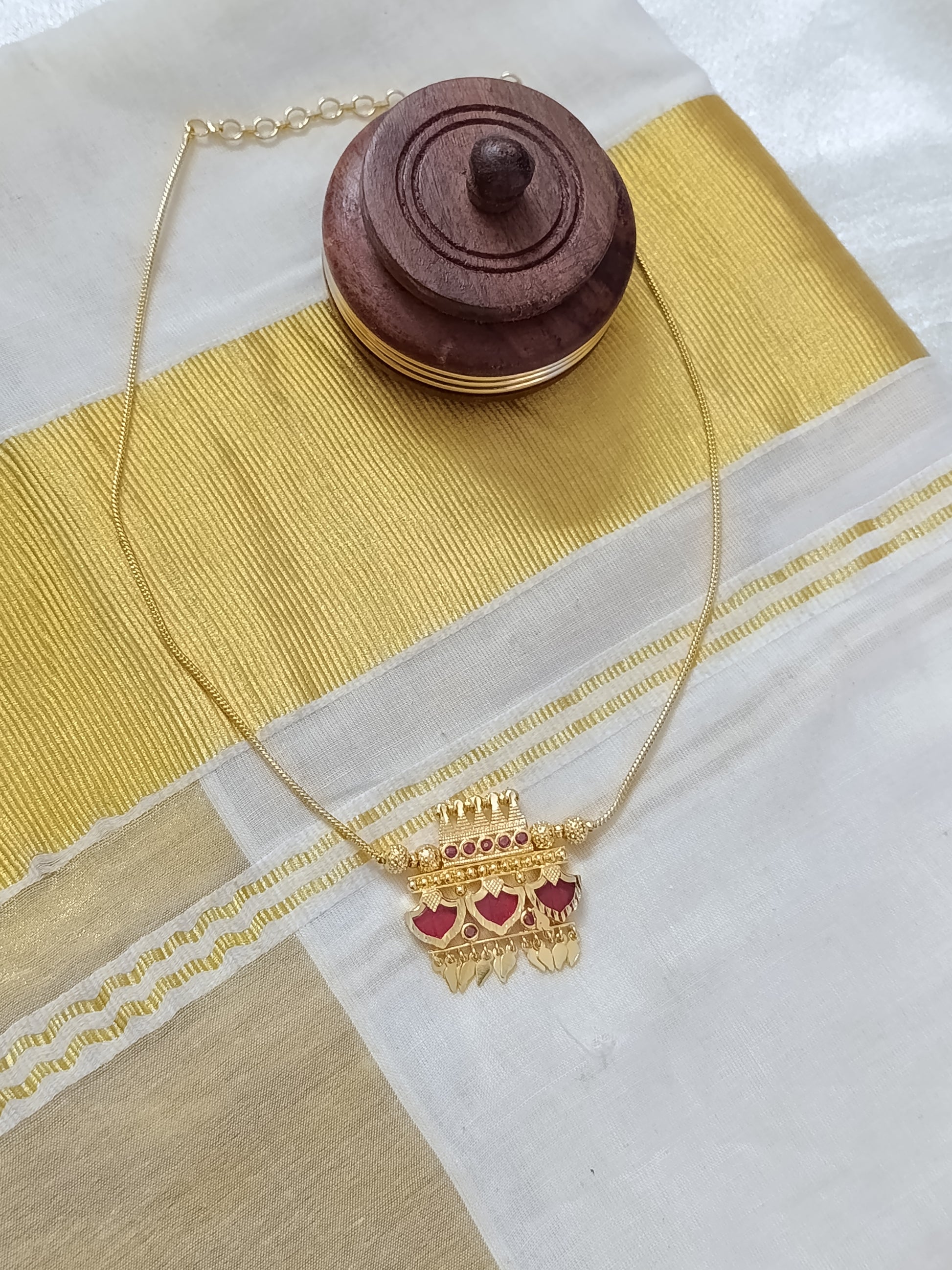Micro Polish Palakka Elakathali Pendant Mid Long Necklace