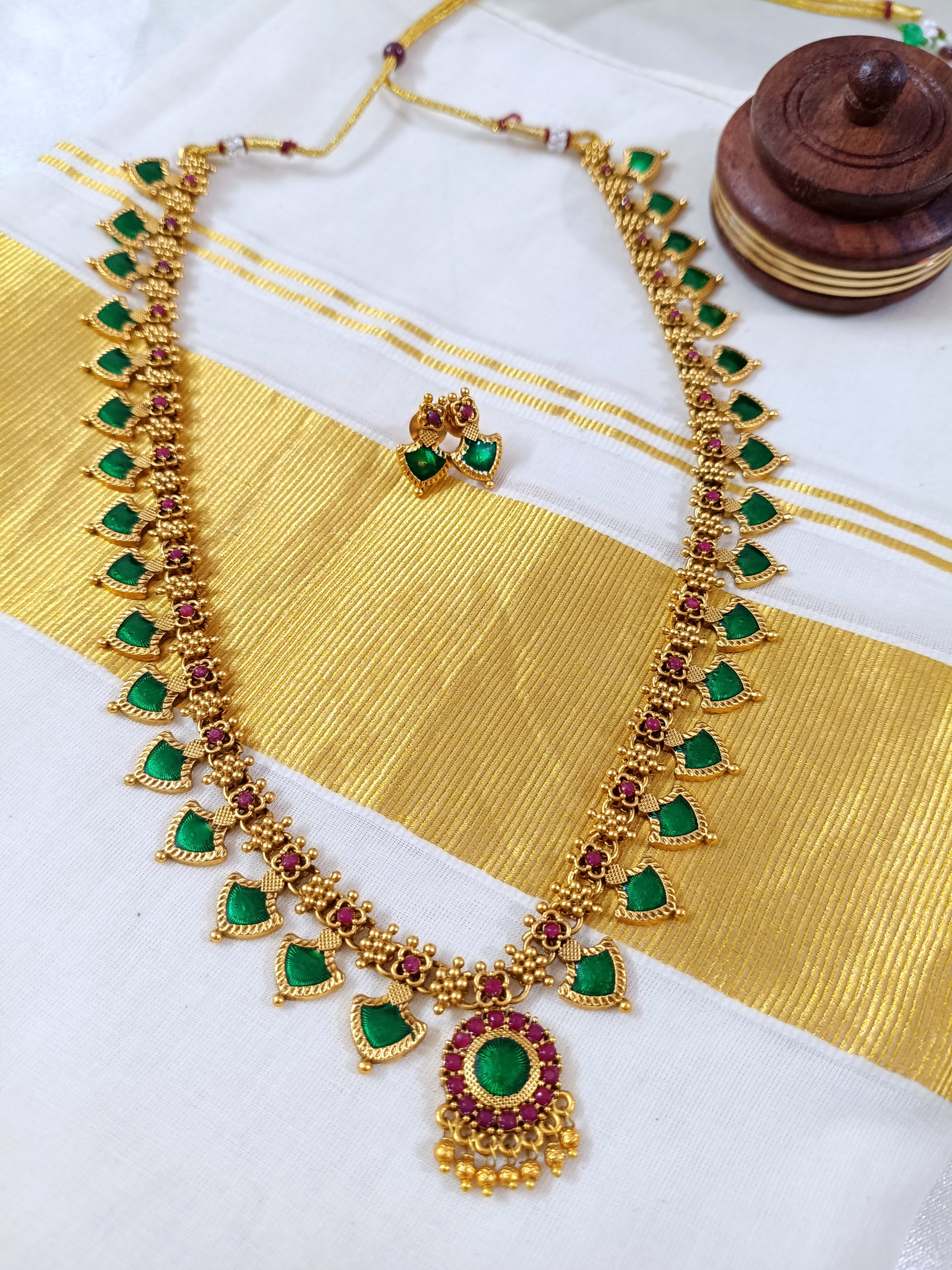 Traditional Palakka Long Necklace Set