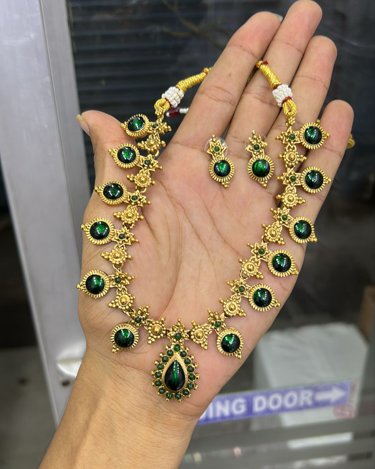 Palakka Necklace V4