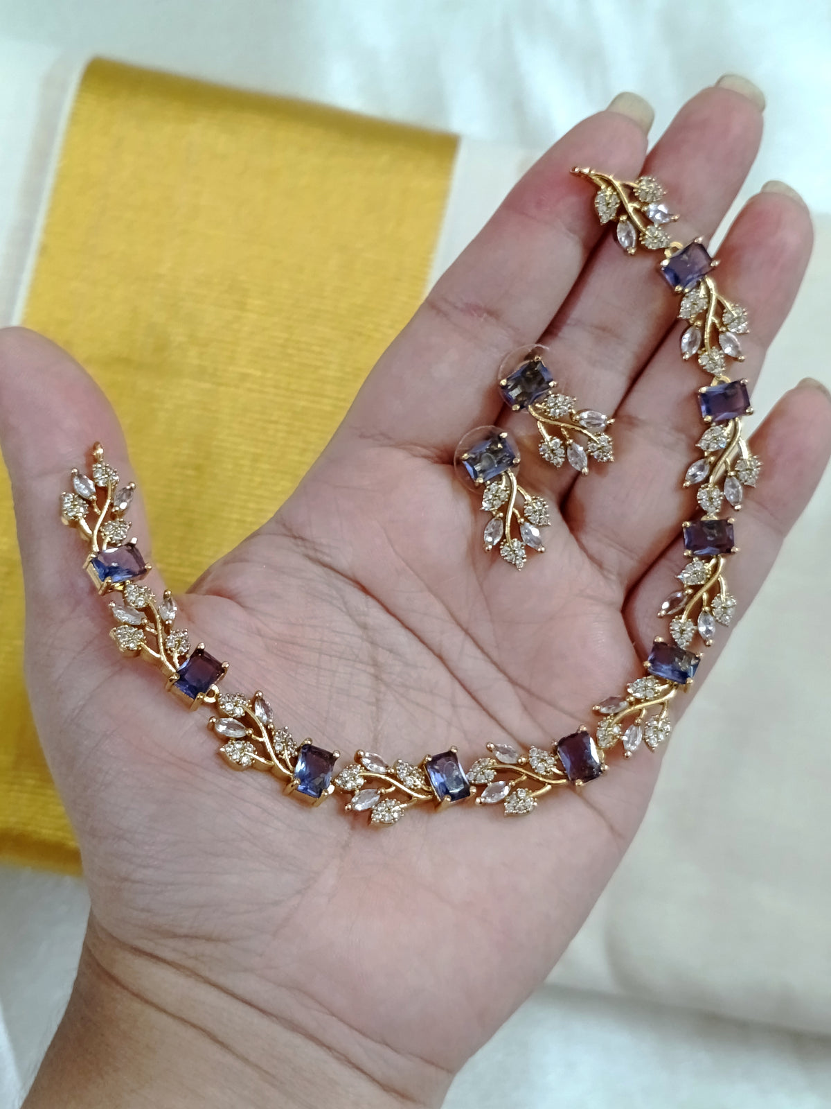 AD Necklace Set V190